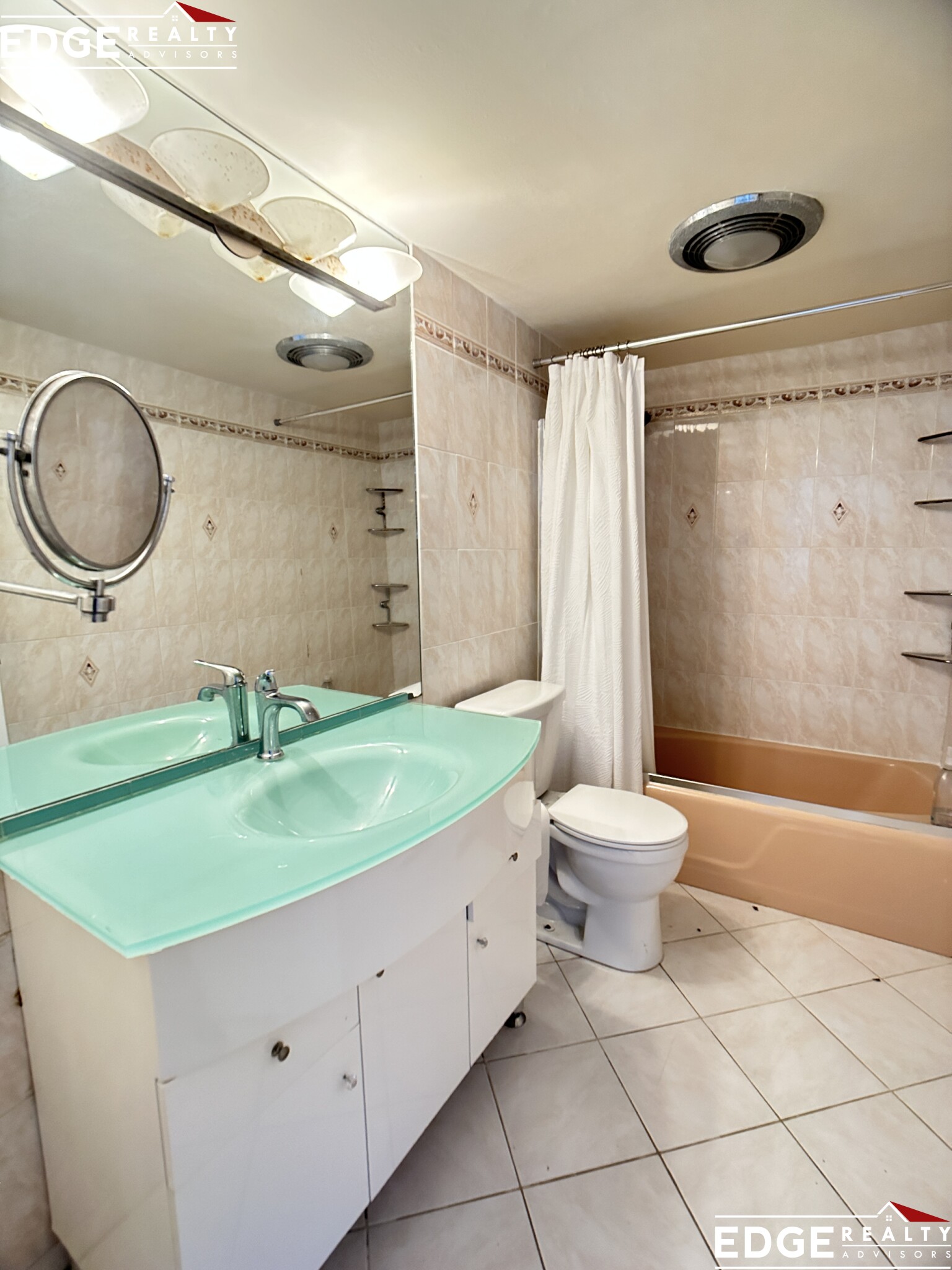 121 Tremont St, Brighton