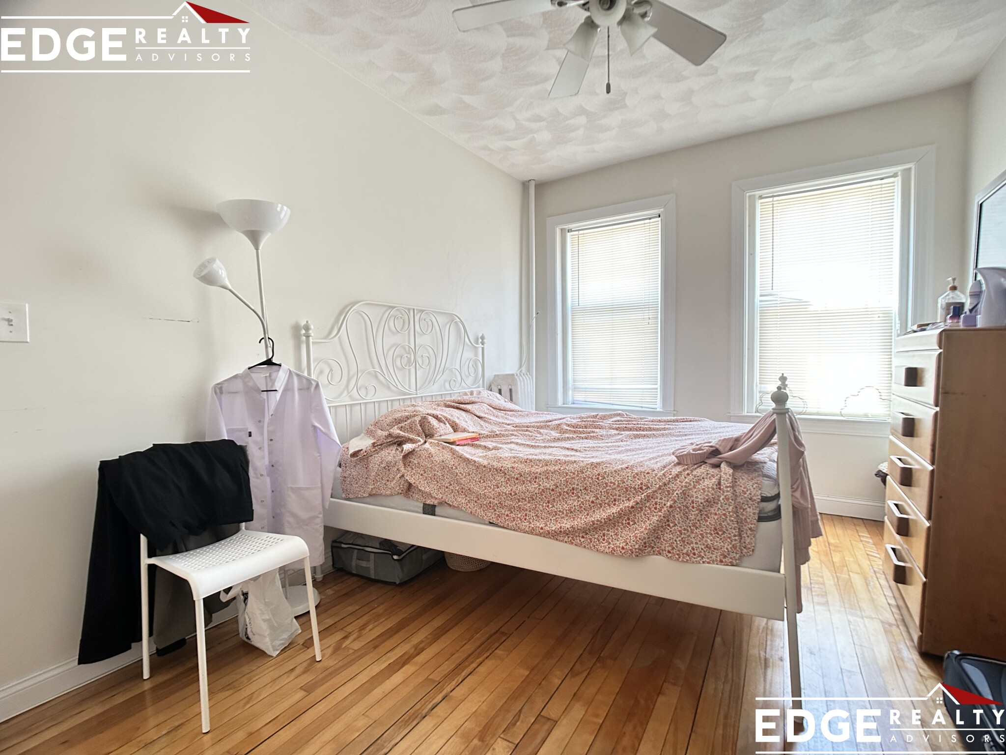https://ygl-photos.s3.us-west-004.backblazeb2.com/9107W680a810411046.jpg