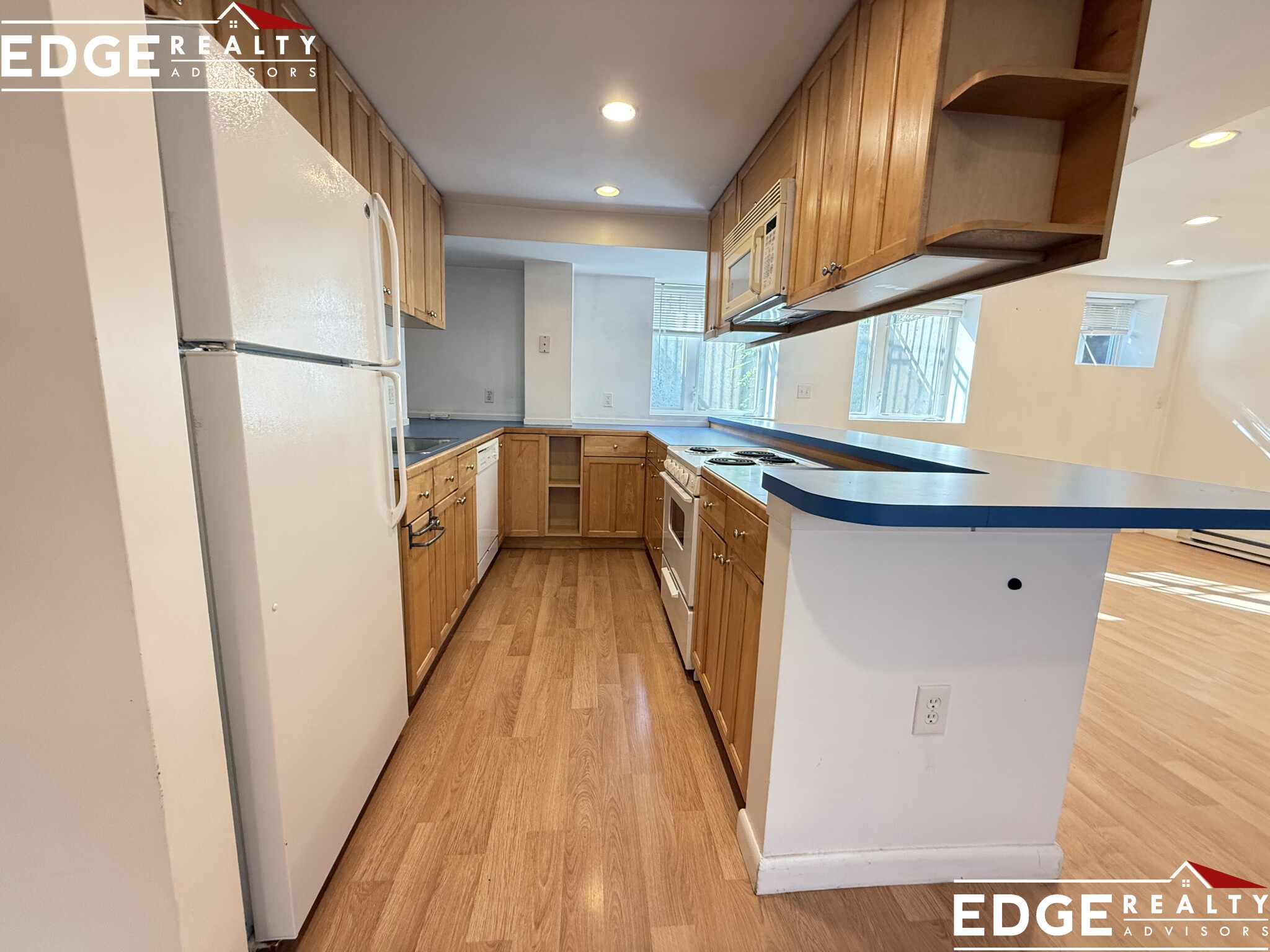 Photos of apartment on May St.,Cambridge MA 02138