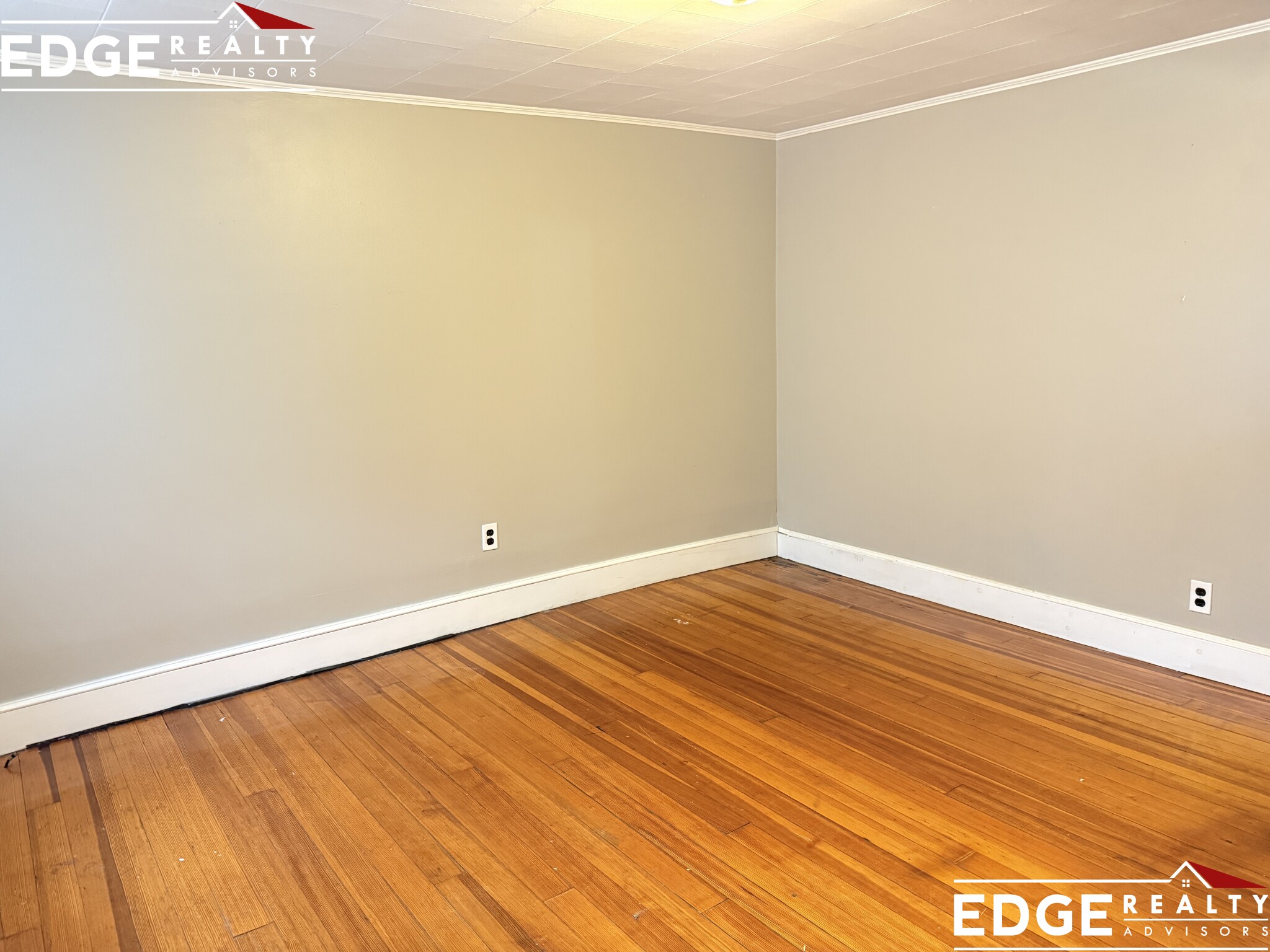 Photos of apartment on Mount Auburn St.,Cambridge MA 02138