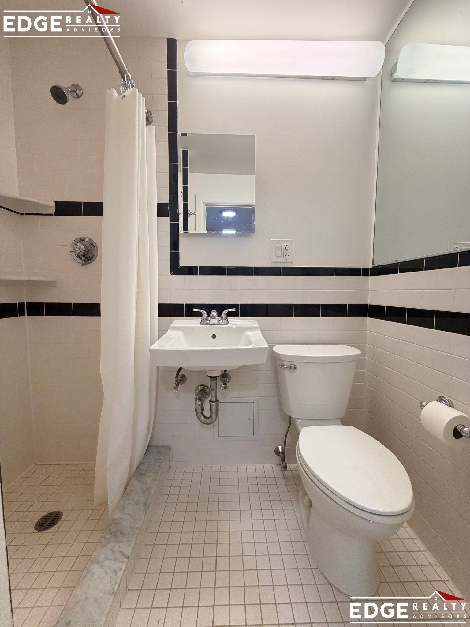 Photos of apartment on Euston Rd.,Boston MA 02135