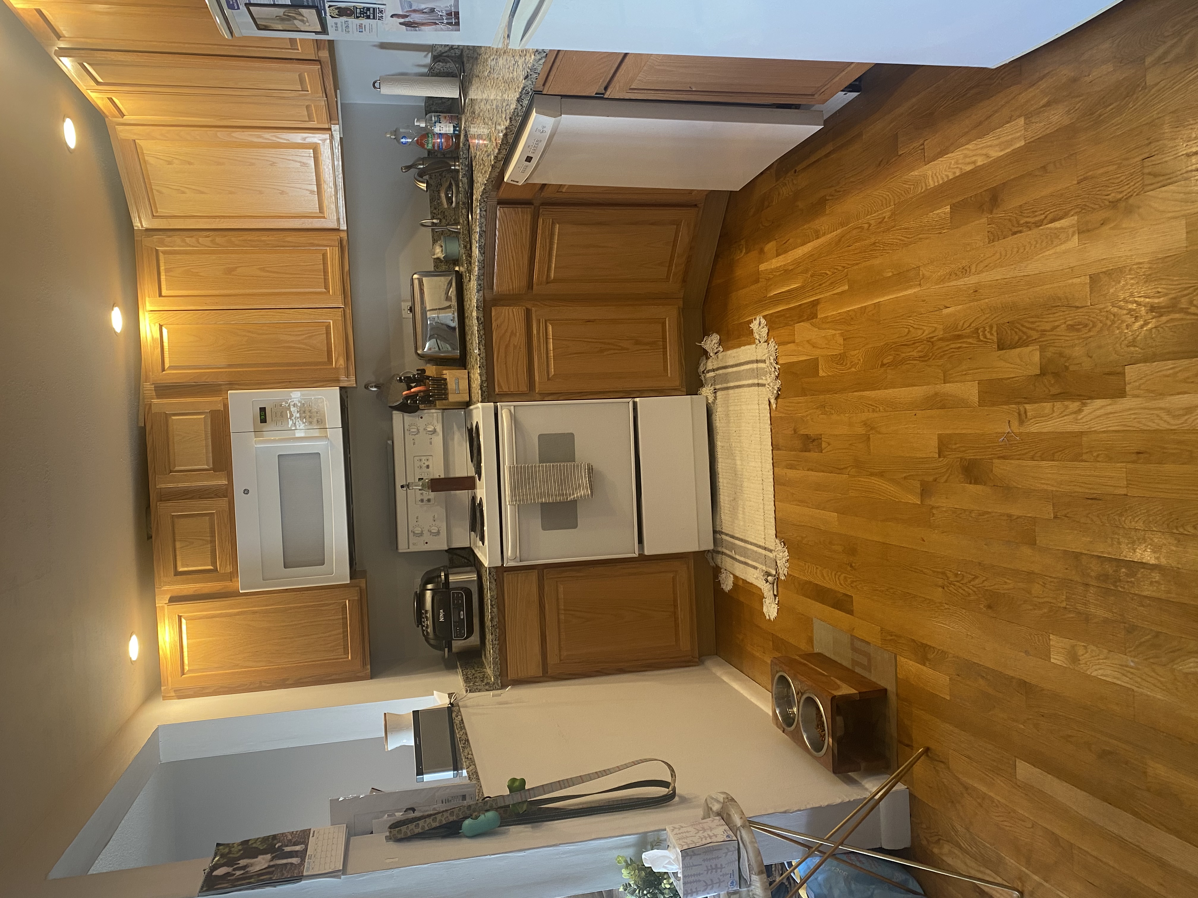 1 bed, 1 bath apartment for rent at 17 Euston Rd Unit 20, Brighton — photo 3 of 18