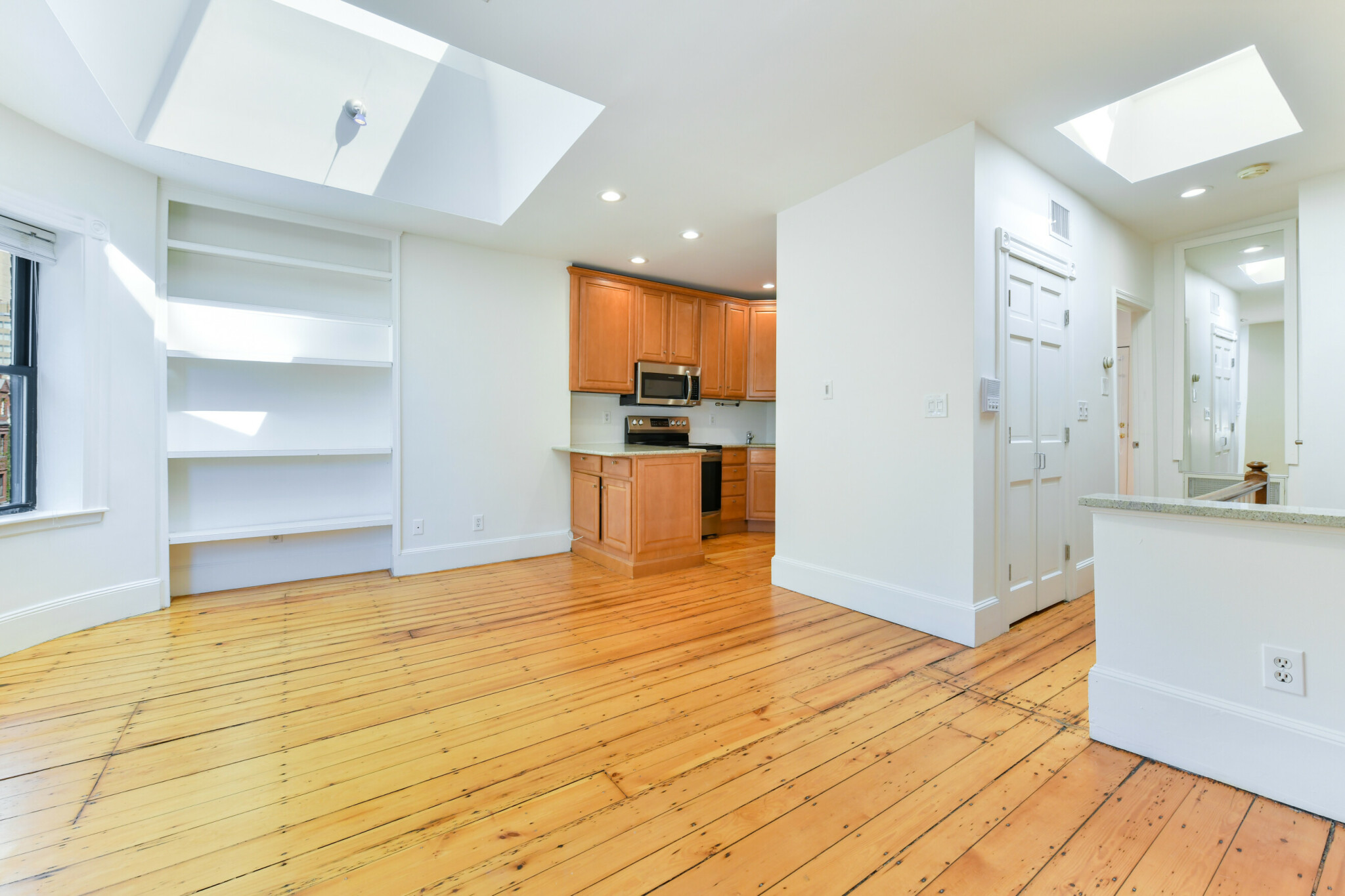 221 Newton St, South End