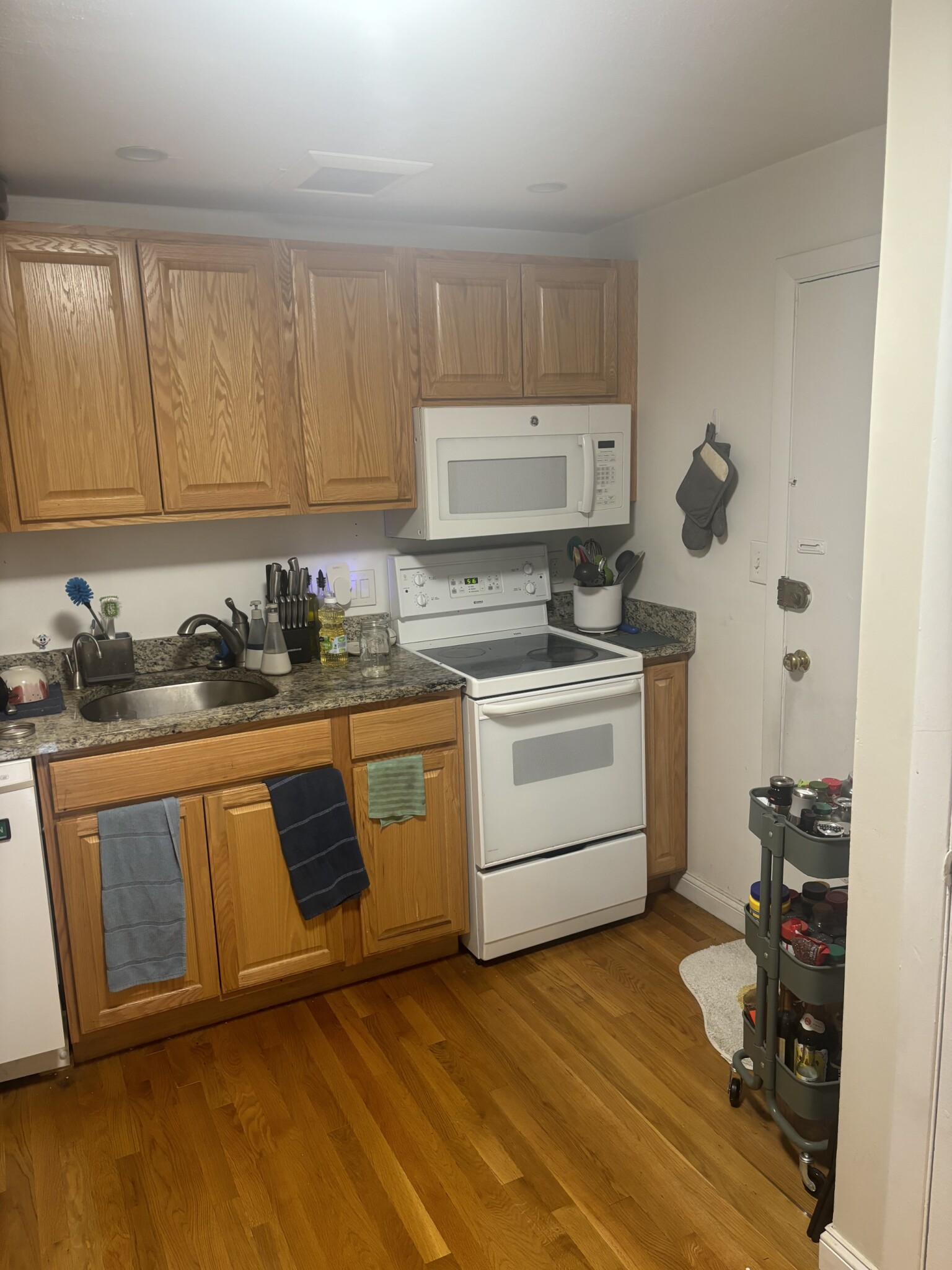 Rental image