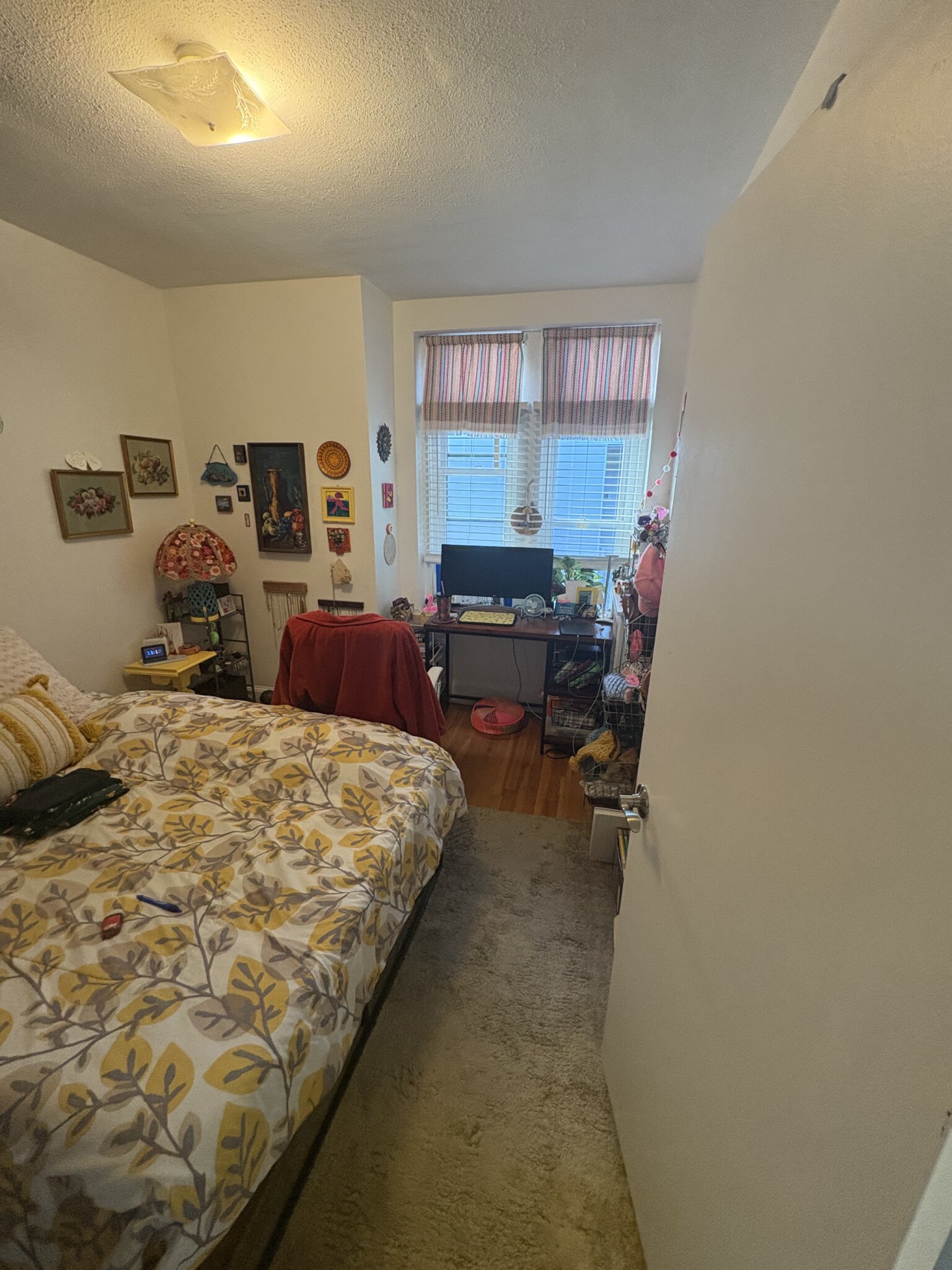 Rental image
