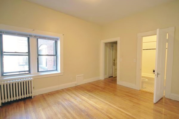 1470 Beacon St, Coolidge Corner