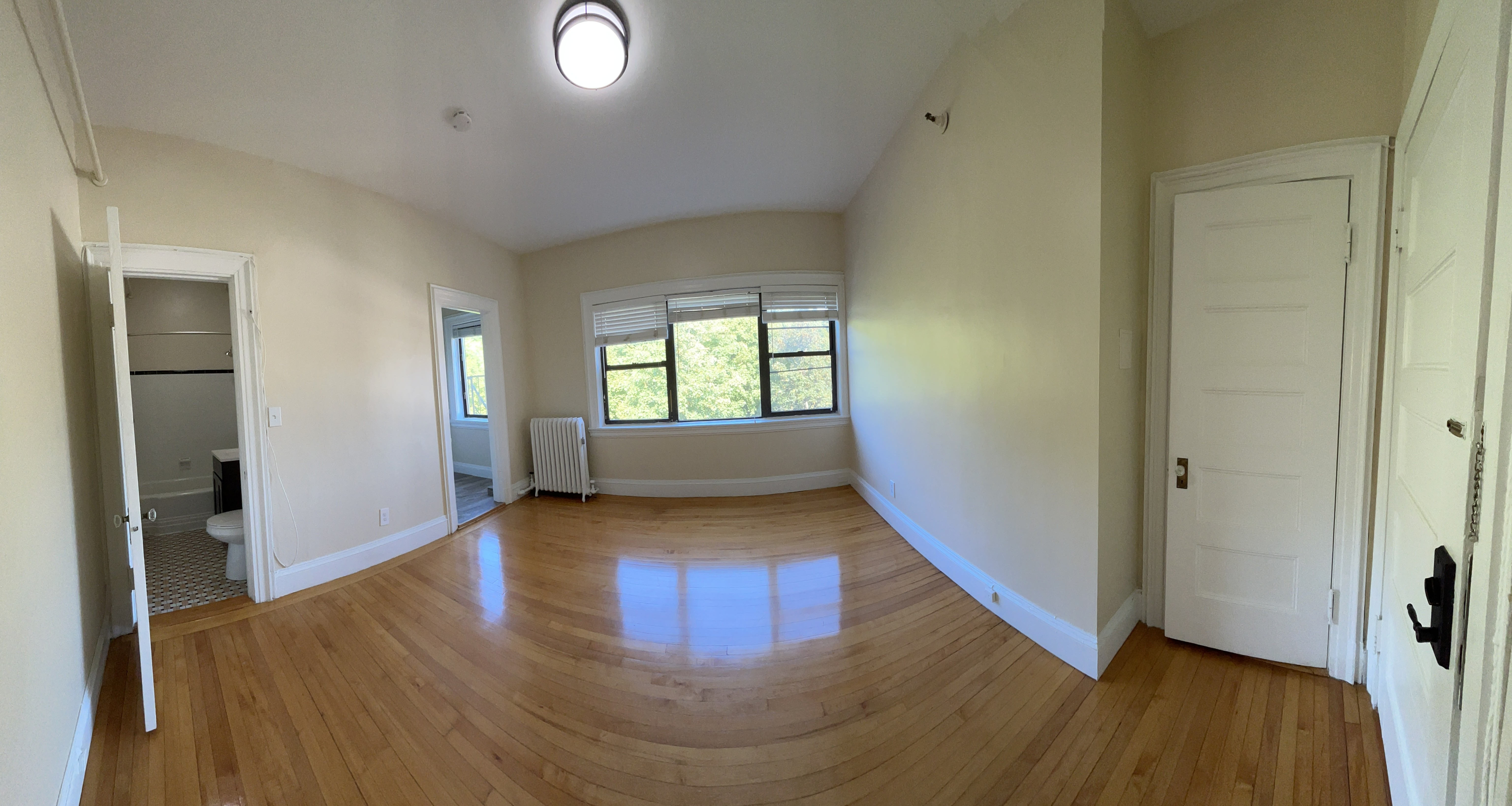 Photos of apartment on Beacon St.,Brookline MA 