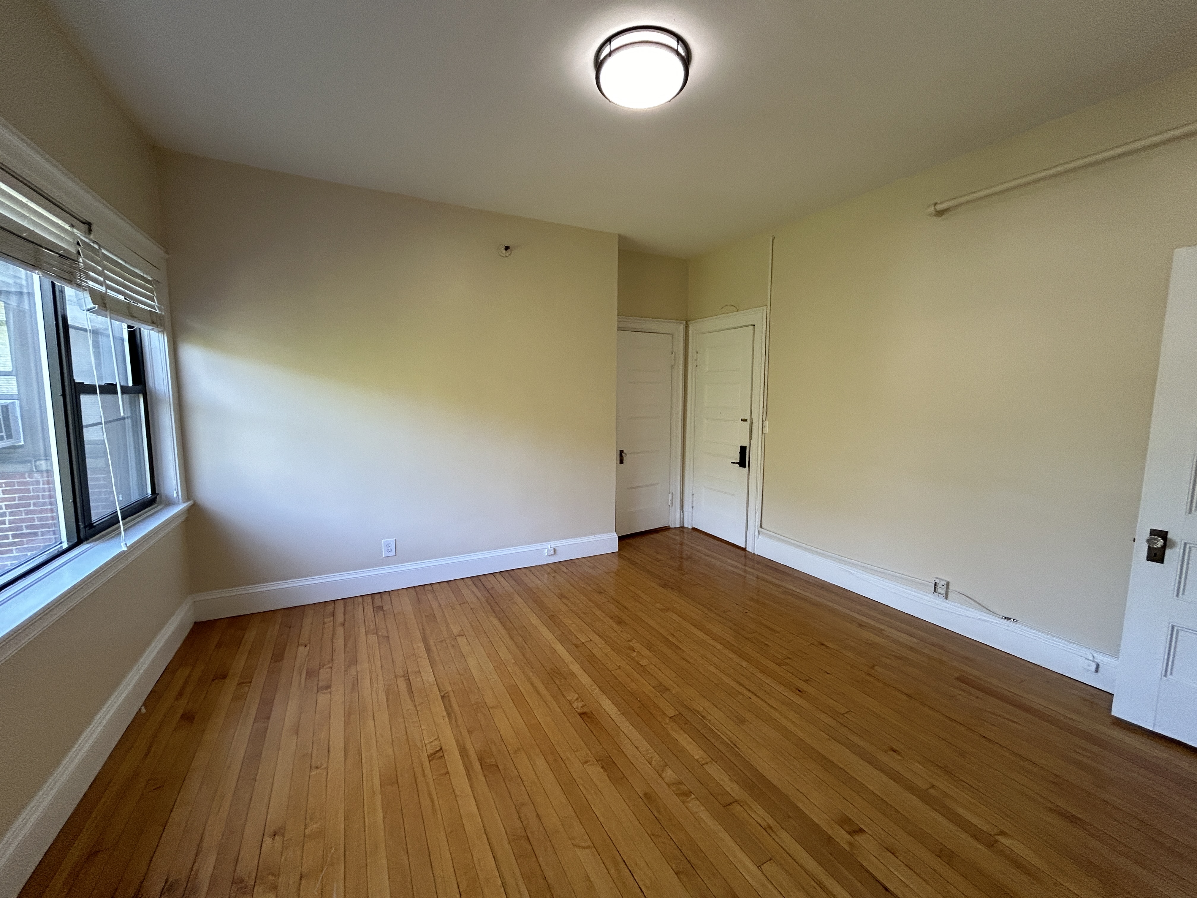 Photos of apartment on Beacon St.,Brookline MA 