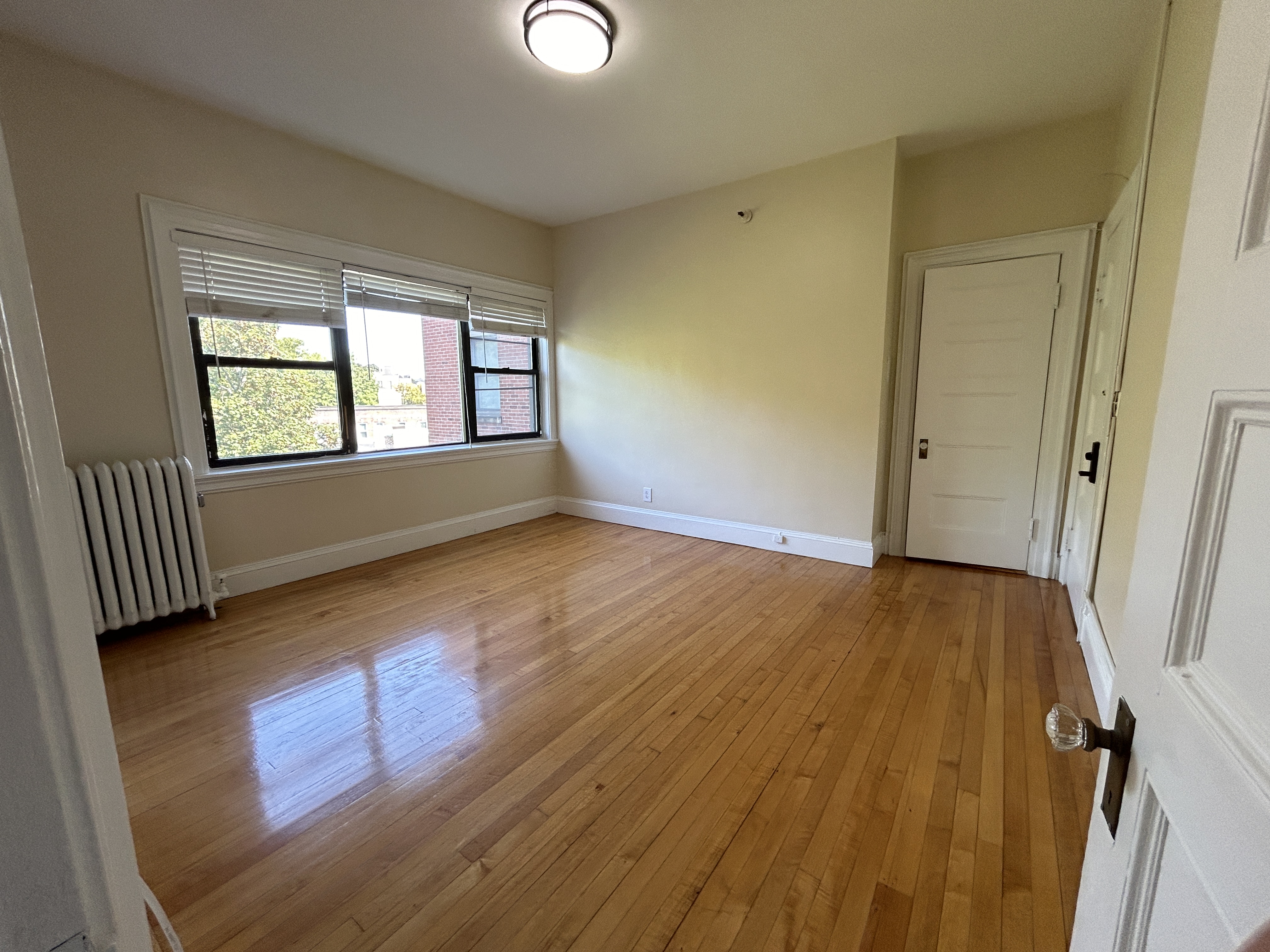 Photos of apartment on Beacon St.,Brookline MA 
