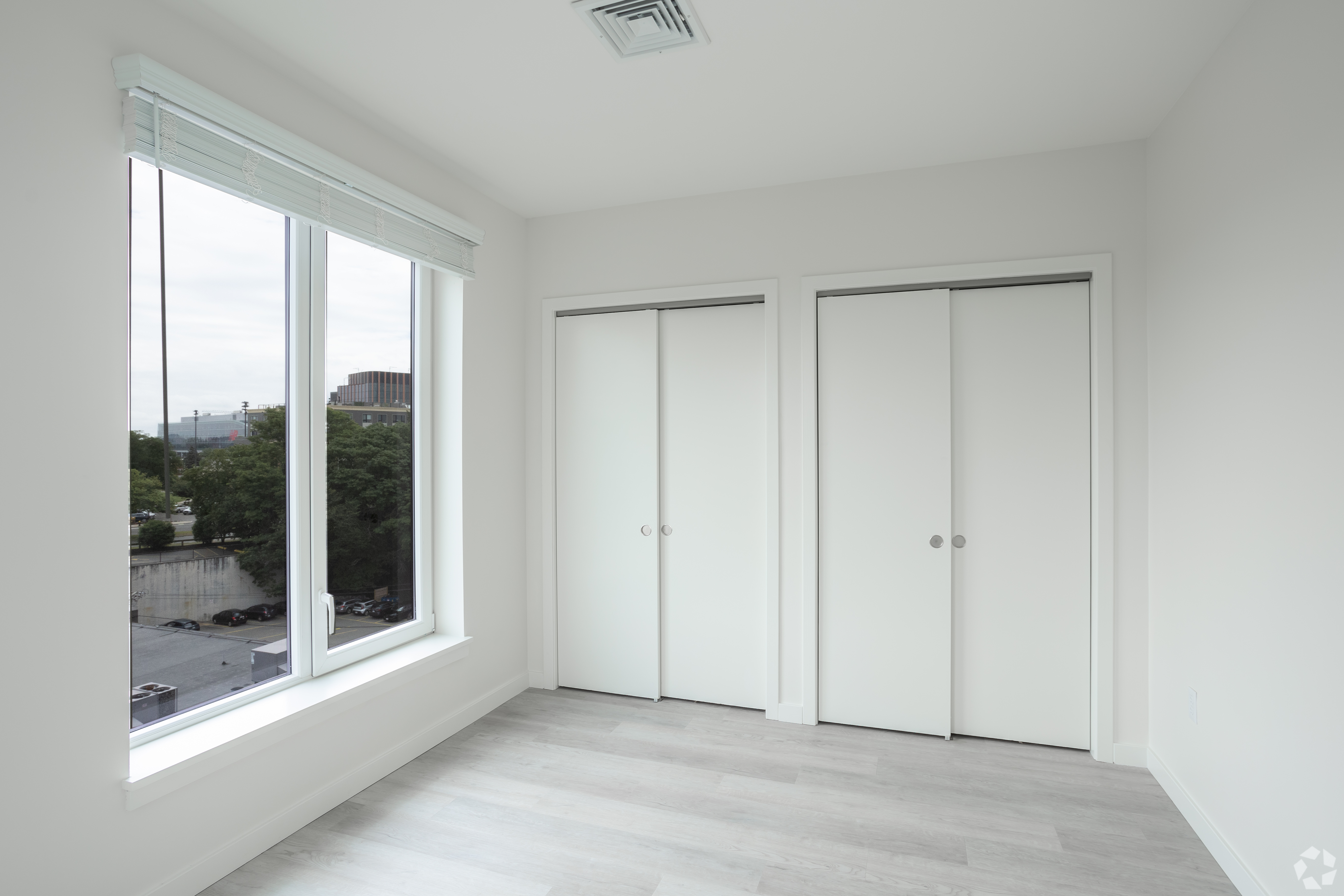 Photos of apartment on Soldiers Field Pl.,Boston MA 