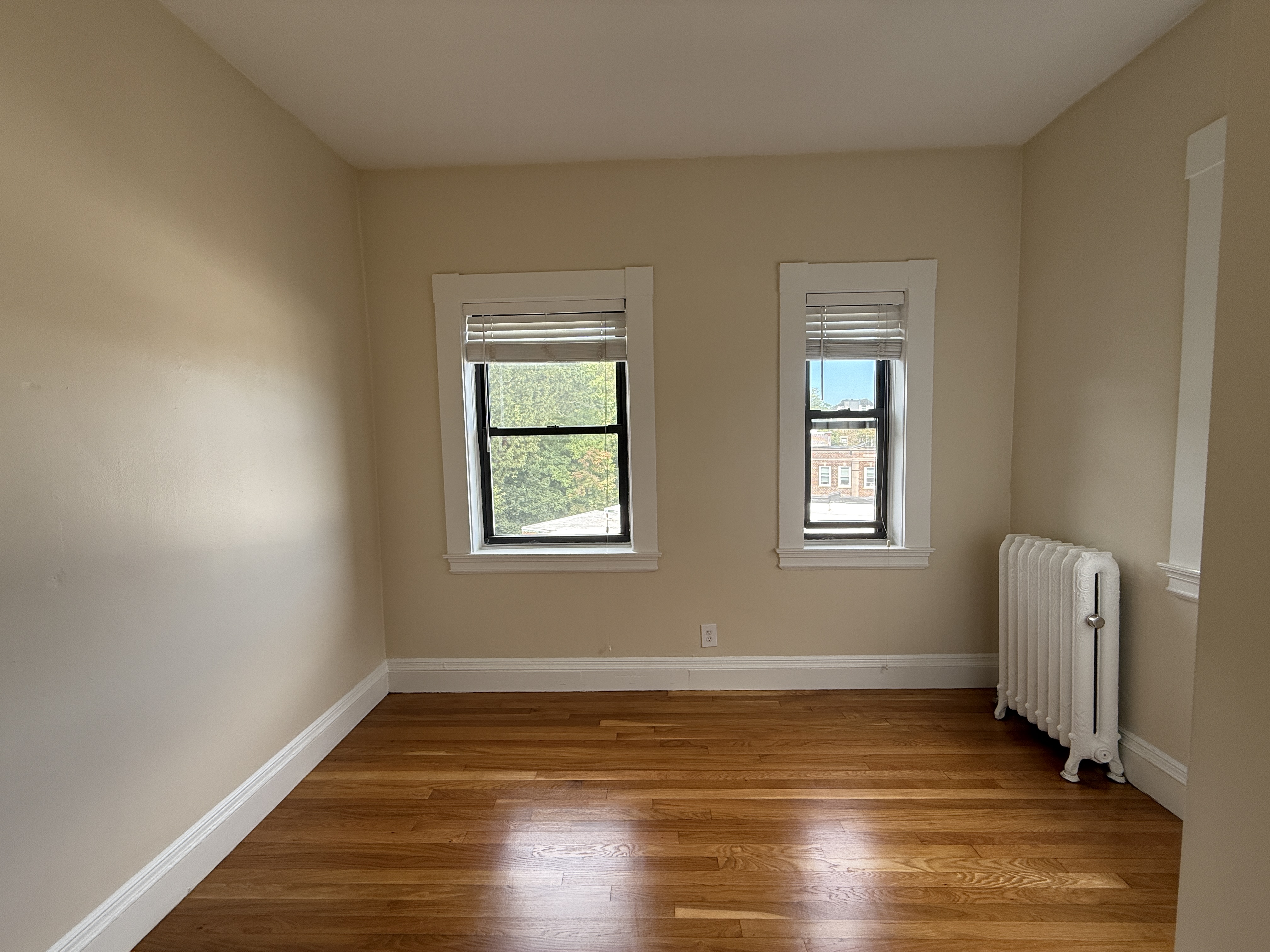 Photos of apartment on Beacon St.,Brookline MA 02446