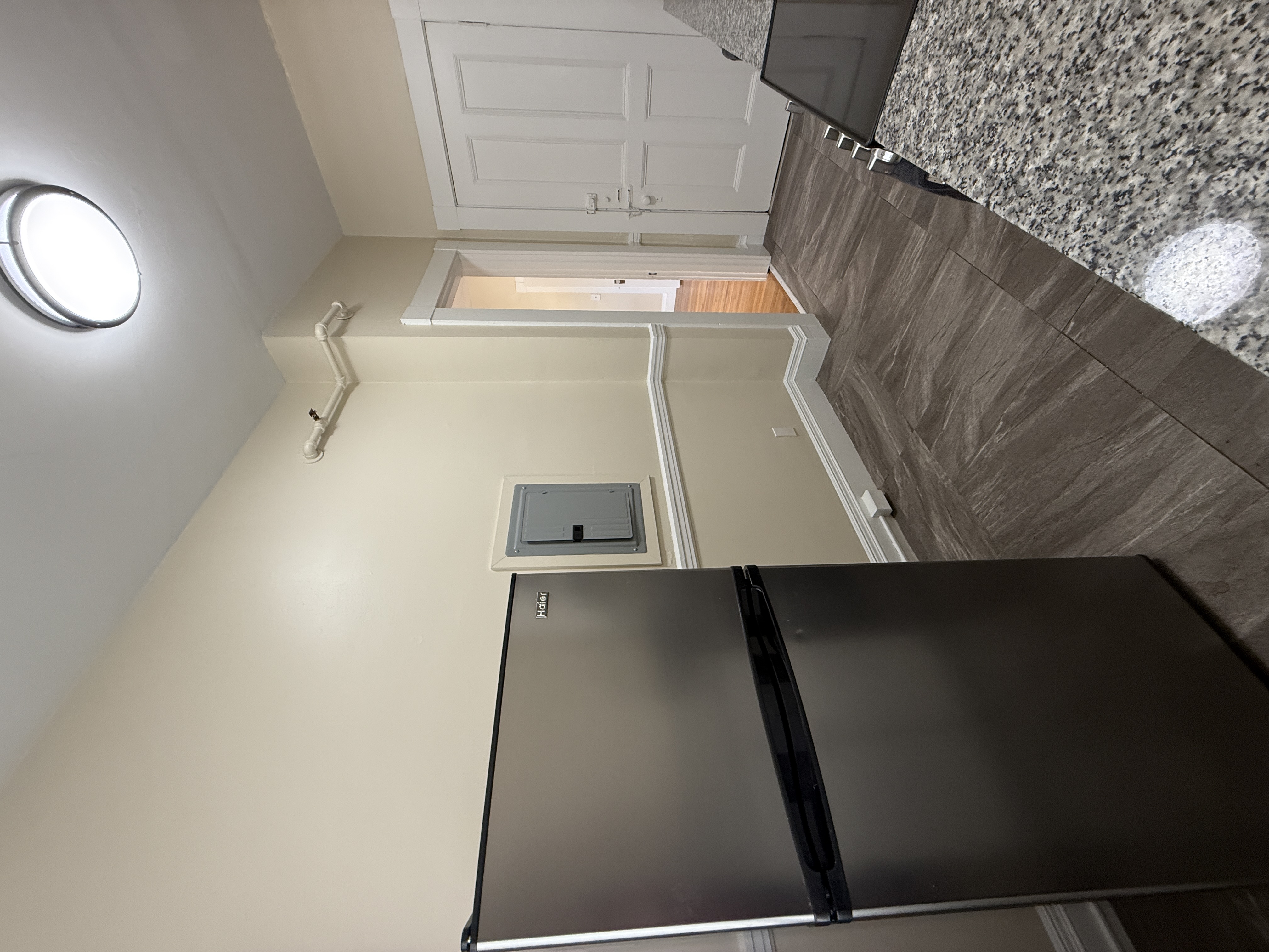 Photos of apartment on Beacon St.,Brookline MA 02446