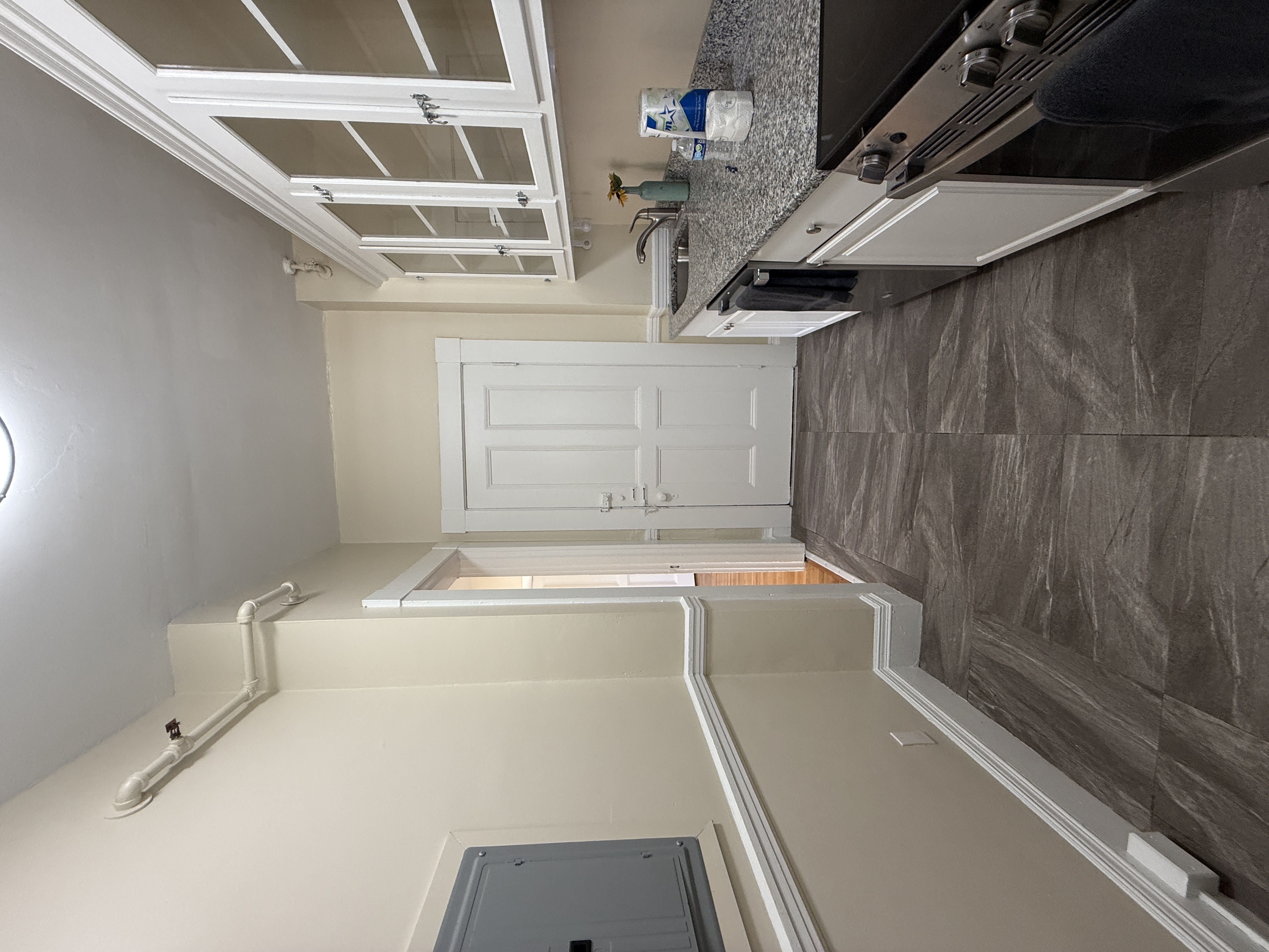 Photos of apartment on Beacon St.,Brookline MA 02446