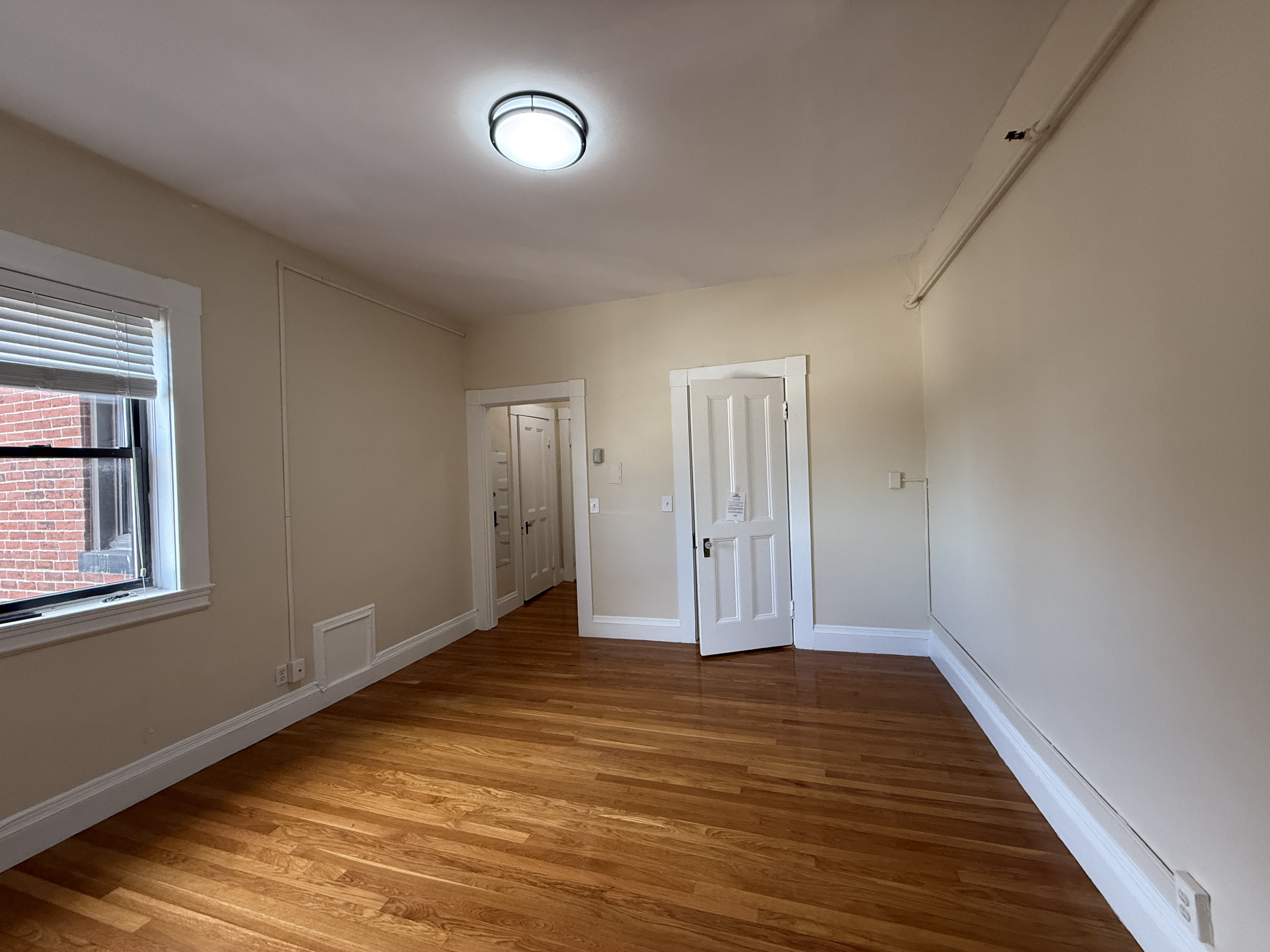Photos of apartment on Beacon St.,Brookline MA 02446