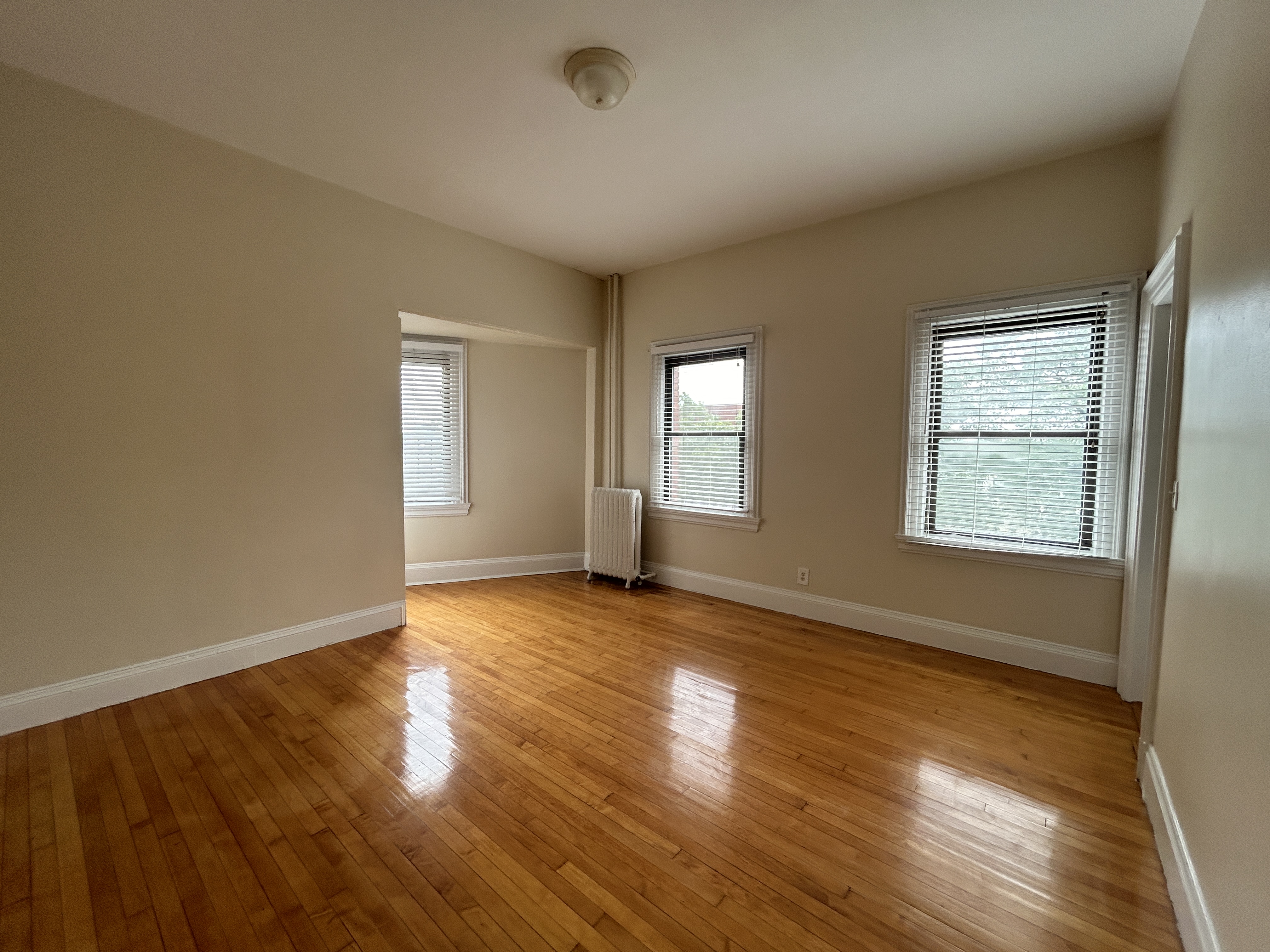 1470 Beacon St. — Coolidge Corner