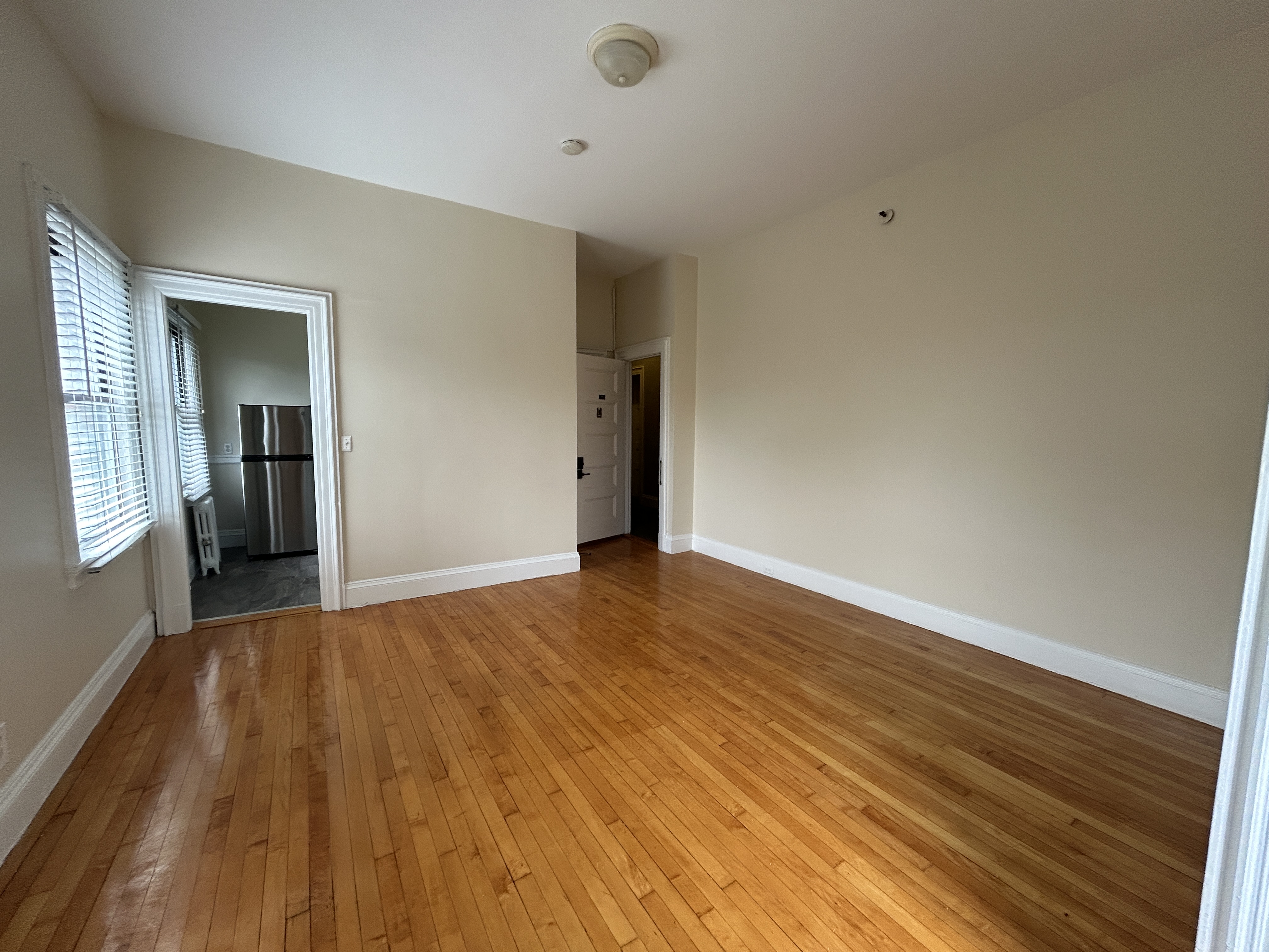 1470 Beacon St. — Coolidge Corner