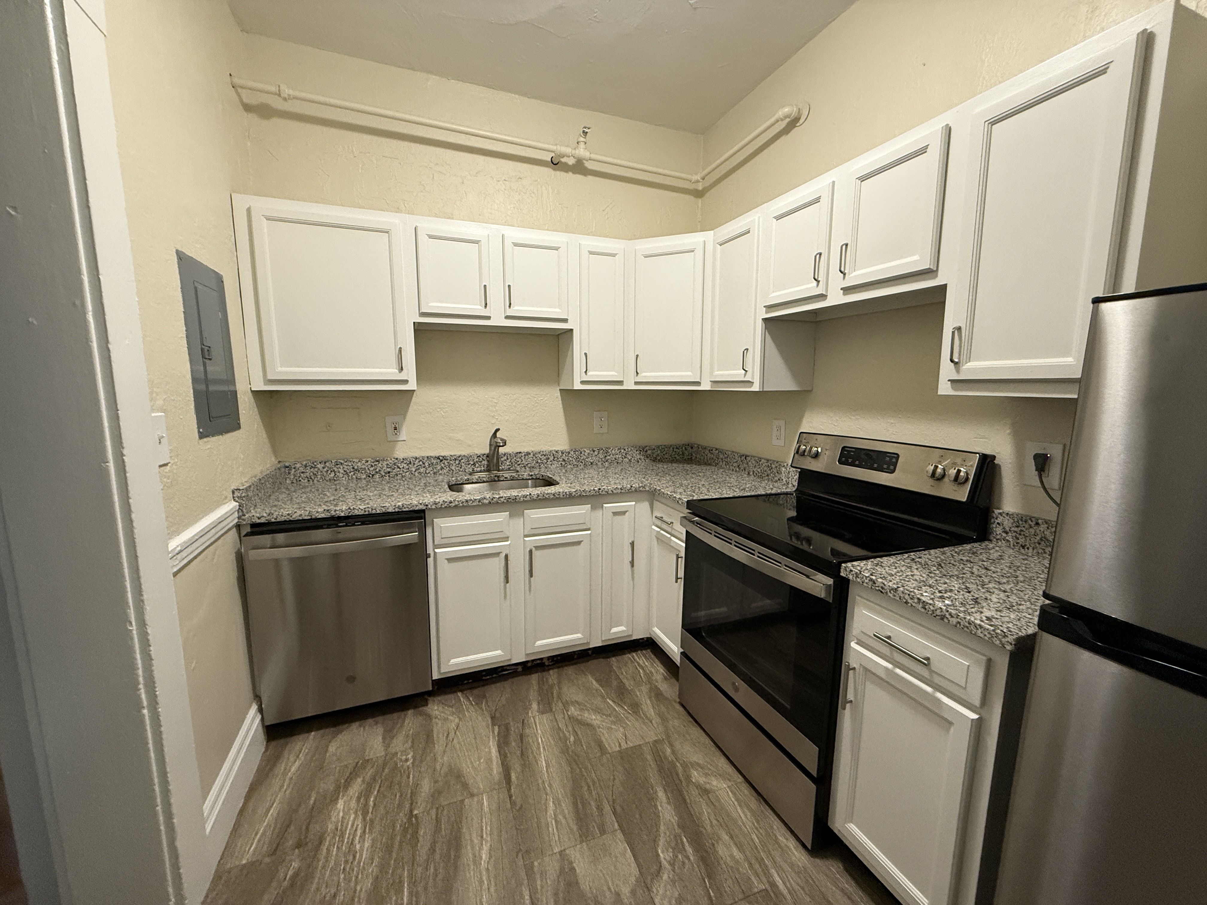 1470 Beacon St. — Coolidge Corner