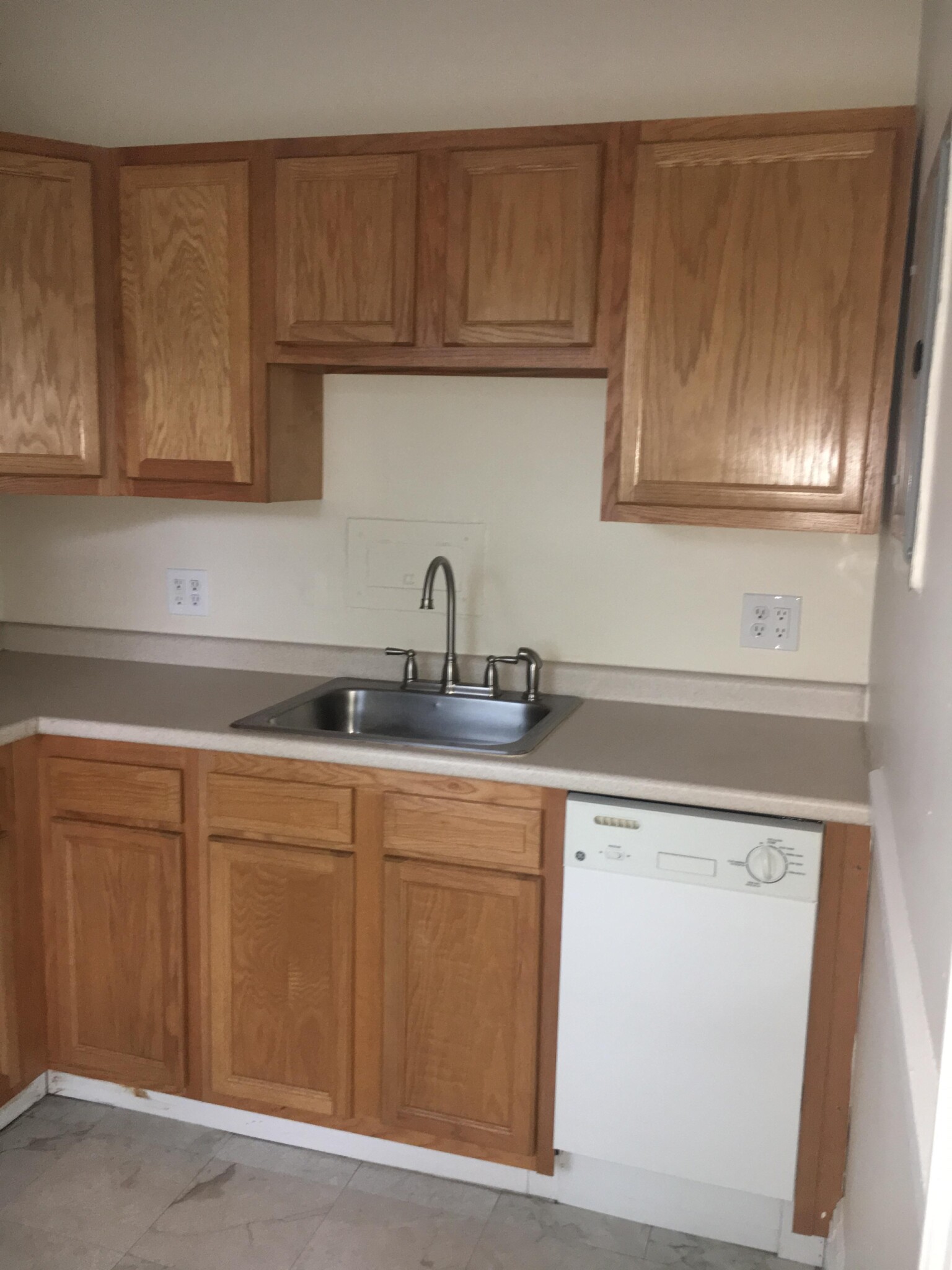 1470 Beacon St, Coolidge Corner