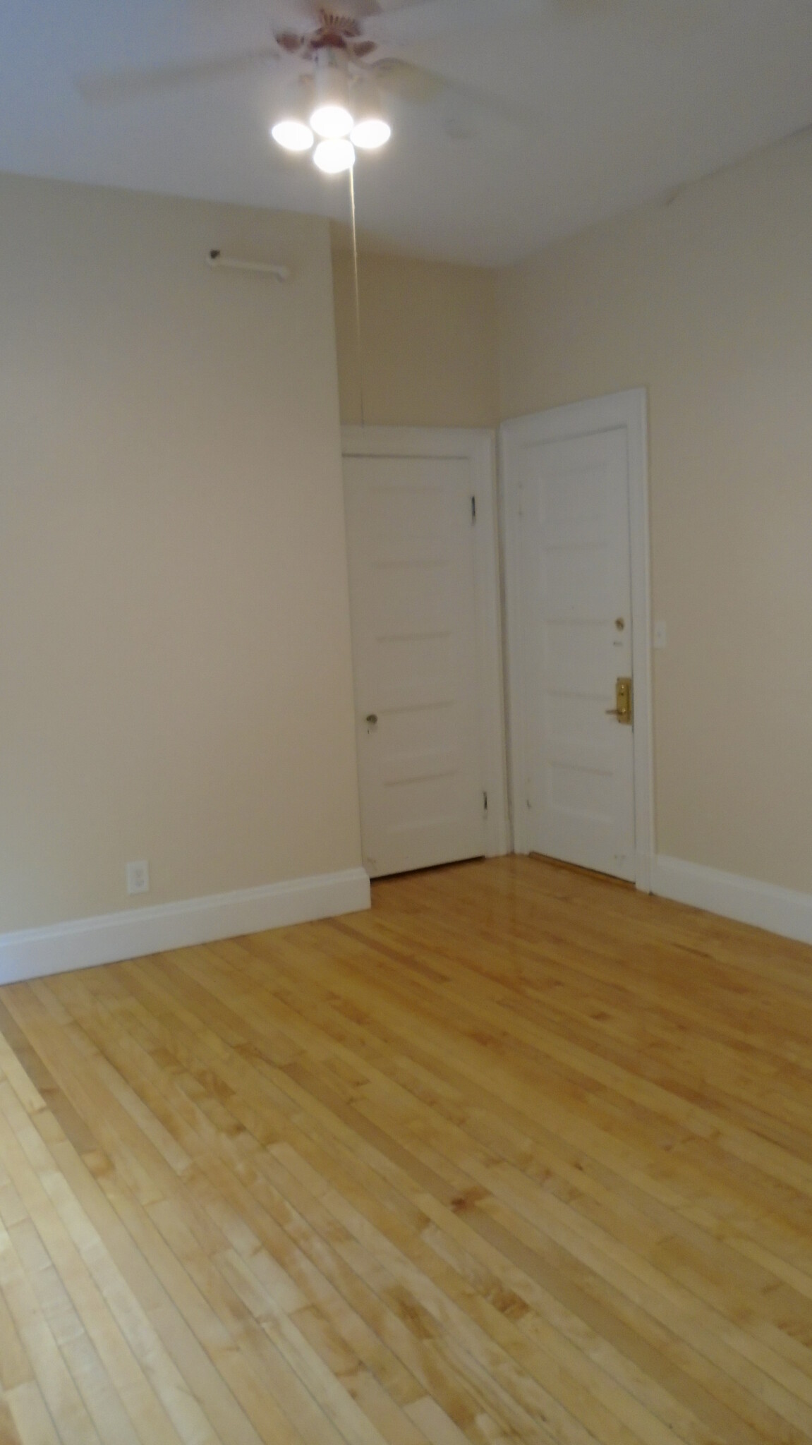 1470 Beacon St, Coolidge Corner