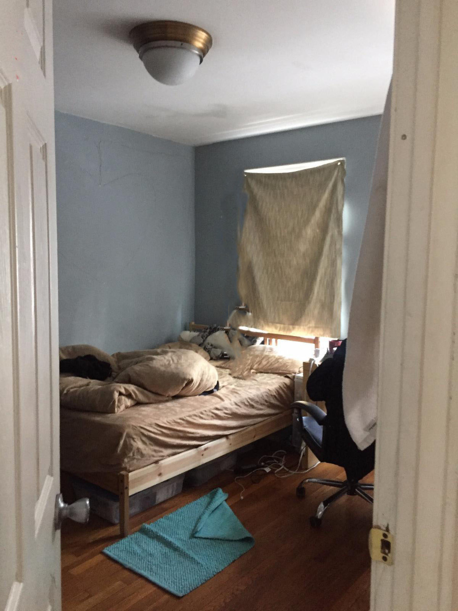 4 bed, 1 bath apartment for rent at 149 Calumet Unit 1, Mission Hill — photo 5 of 6