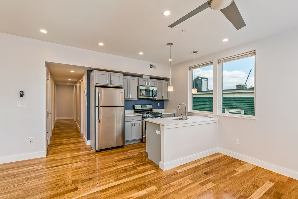 7 Alleghany St, Mission Hill