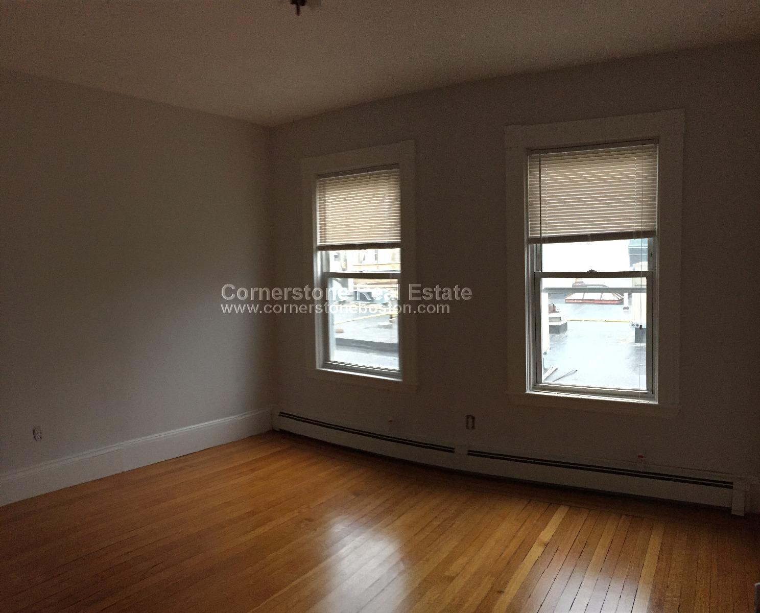 1293 Cambridge St, Inman Square