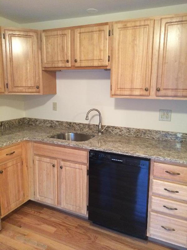 80 Hillside St, Mission Hill