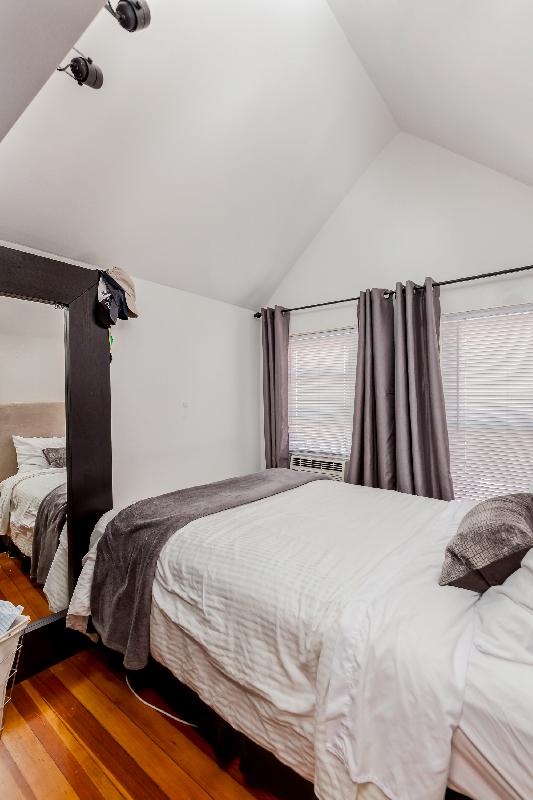 76 Parker Hill Ave, Mission Hill