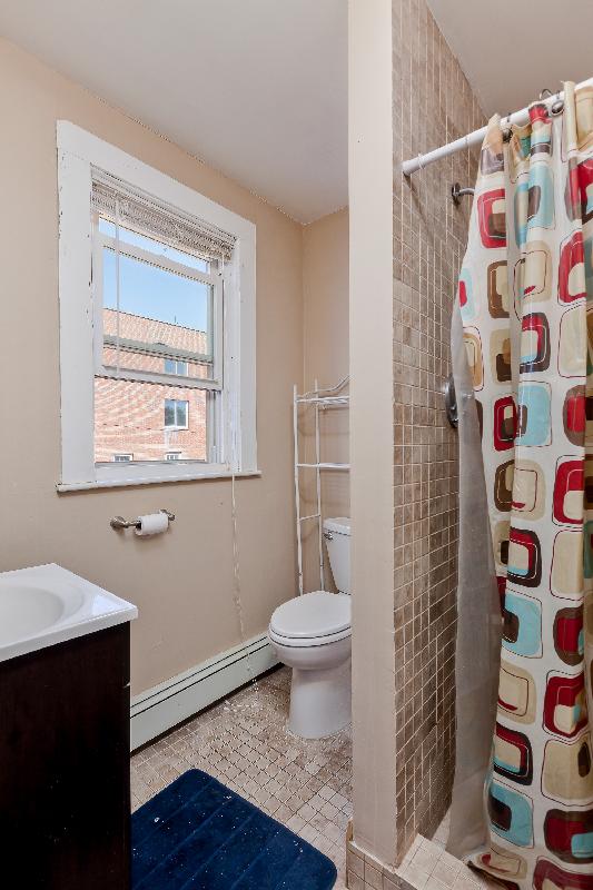 76 Parker Hill Ave, Mission Hill