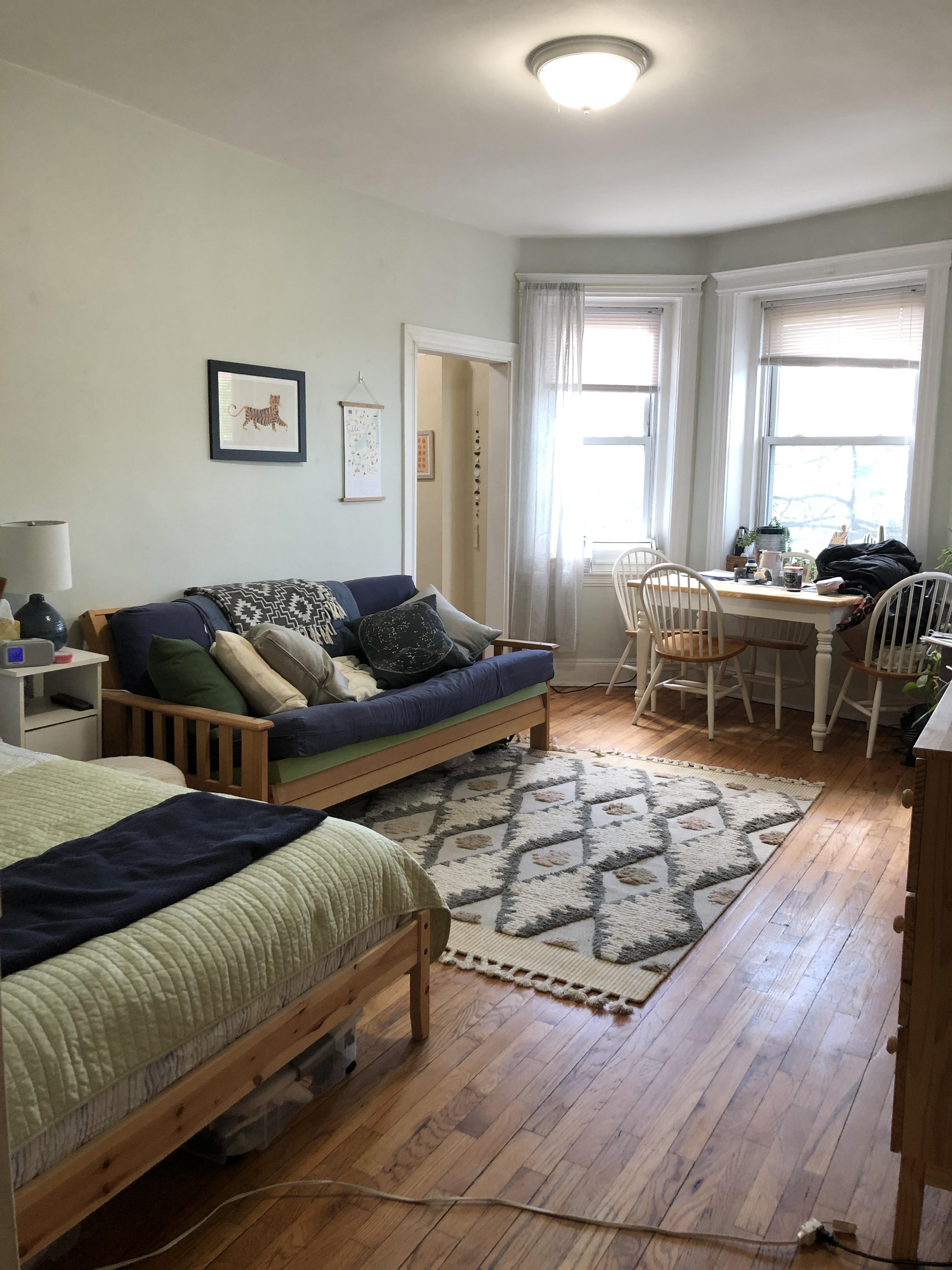 Studio bed, 1 bath apartment for rent at 1330 Commonwealth Ave Unit 11, Allston