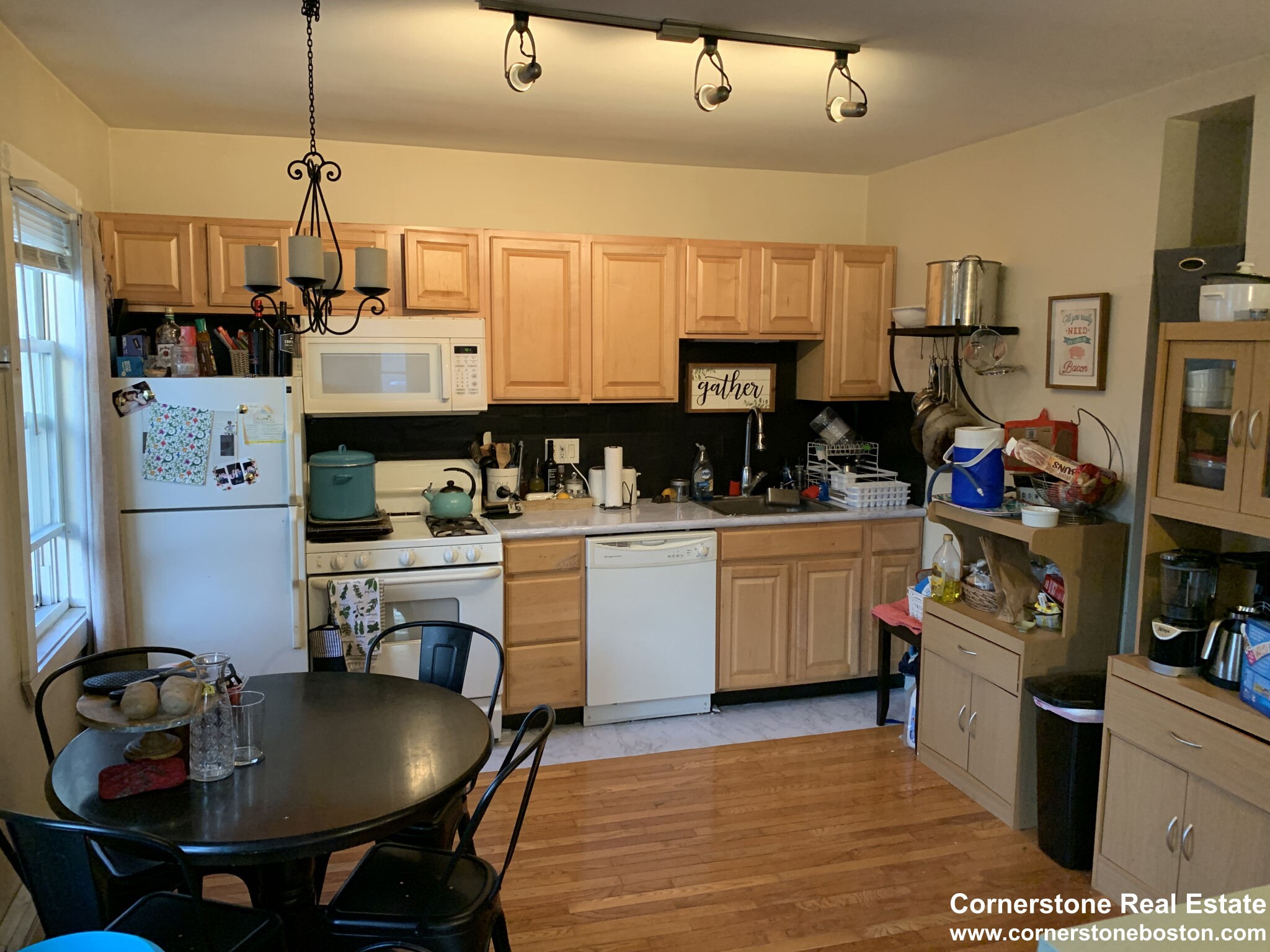 Photos of apartment on Emerson St.,Boston MA 02127