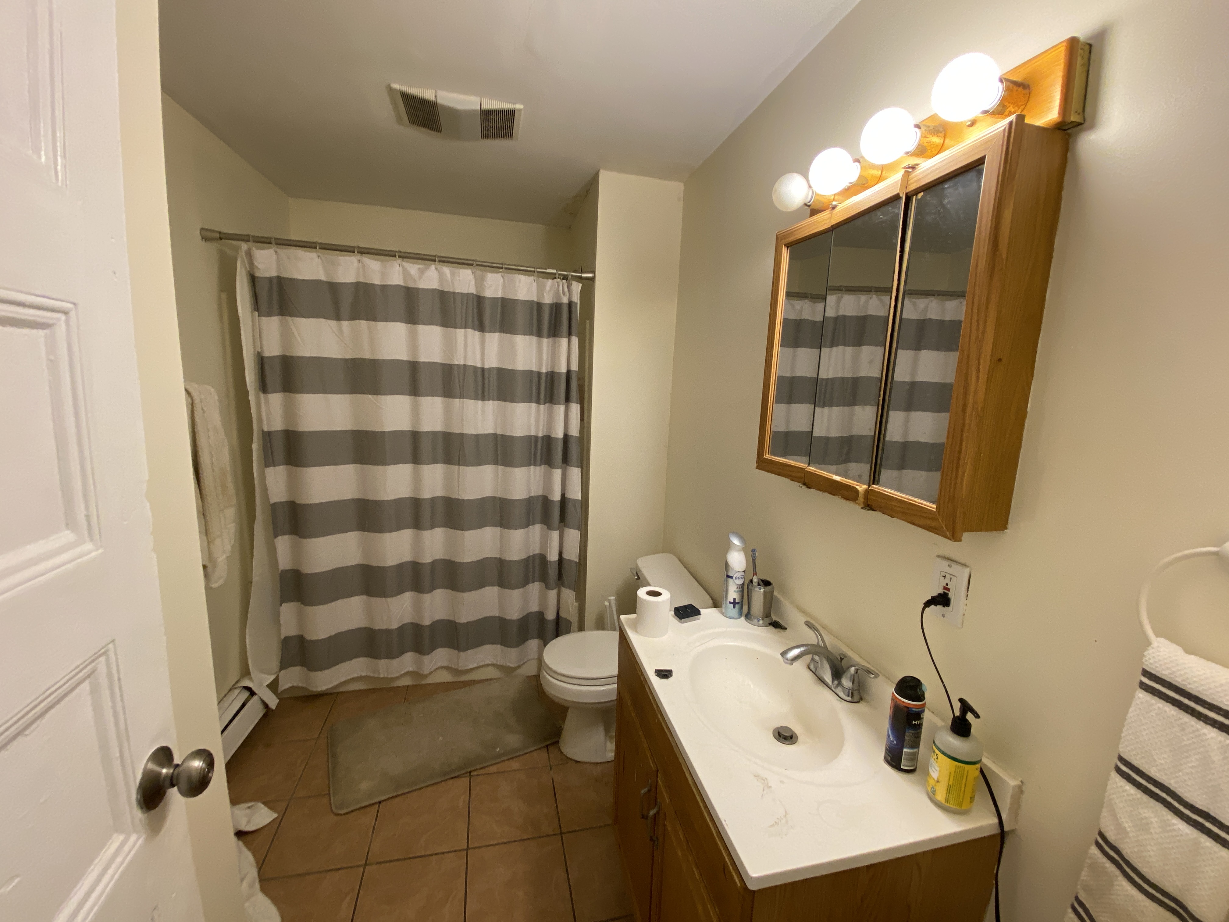 4 bed, 1 bath apartment for rent at 55 Calumet St Unit 2, Mission Hill — photo 18 of 24