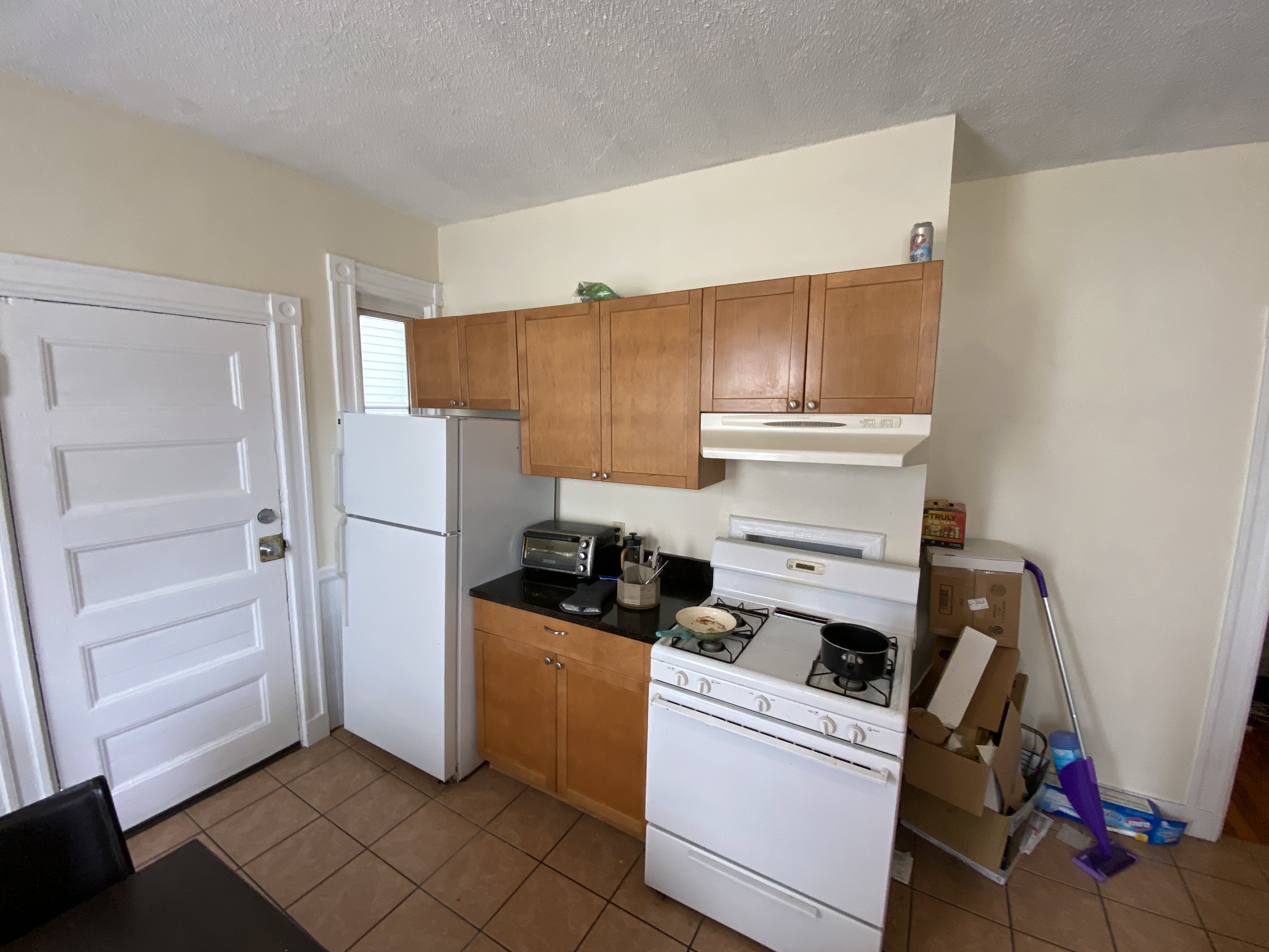 4 bed, 1 bath apartment for rent at 55 Calumet St Unit 2, Mission Hill — photo 23 of 24