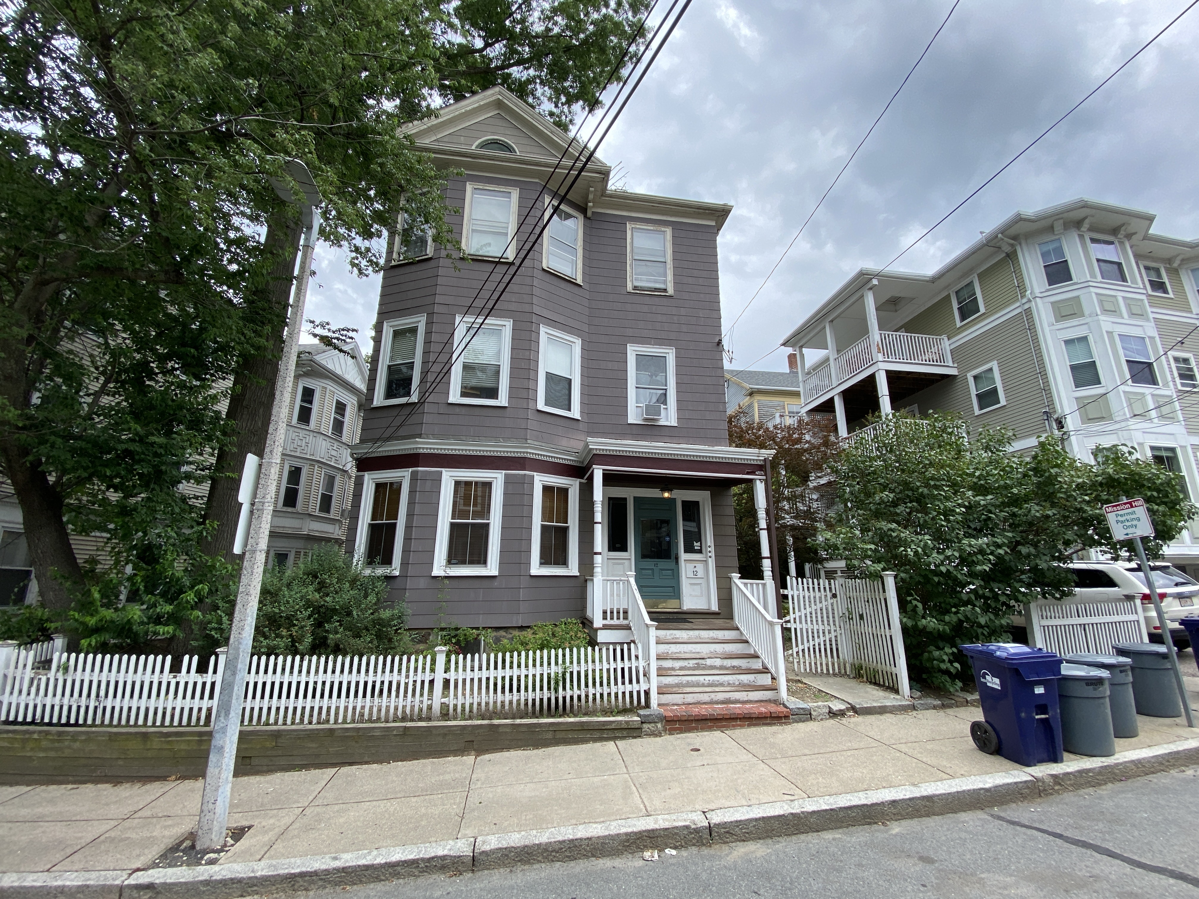 4 bed, 1 bath apartment for rent at 12 Oswald St Unit 4, Mission Hill — photo 15 of 15