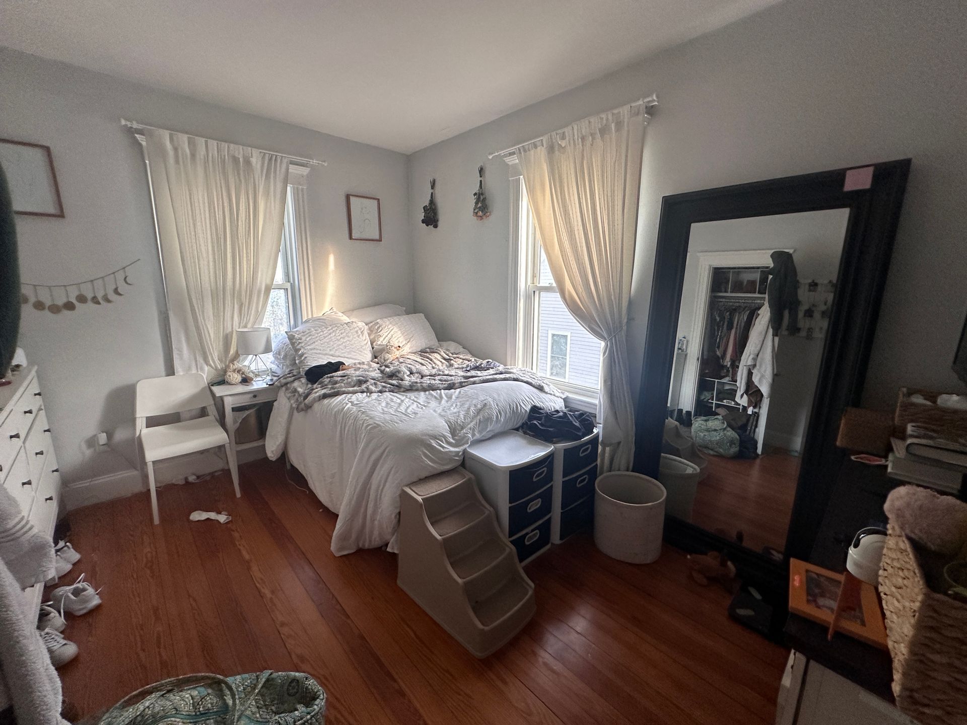 Photos of apartment on Adams St.,Boston MA 02124