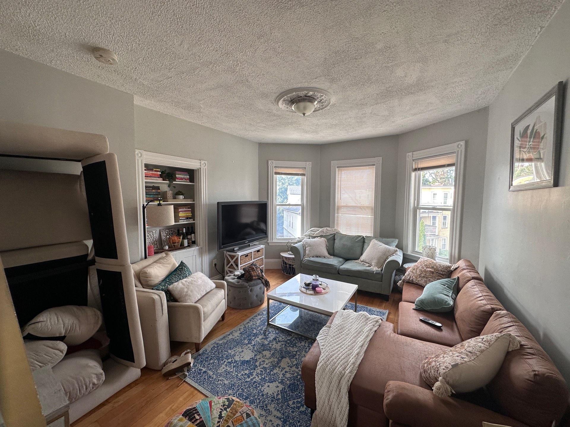 Photos of apartment on Pond St.,Boston MA 02125