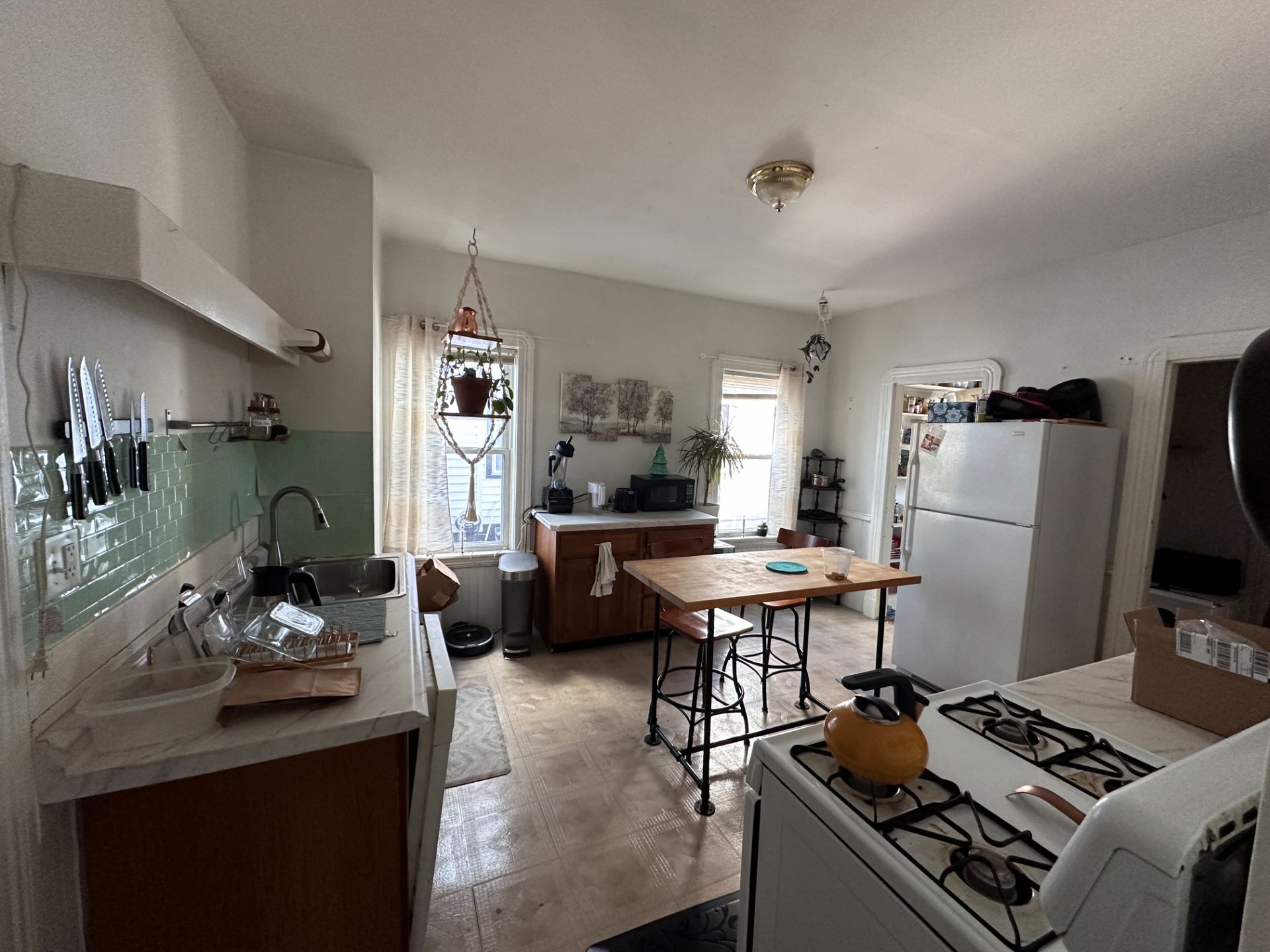 37 Josephine Ave, Powder House Square