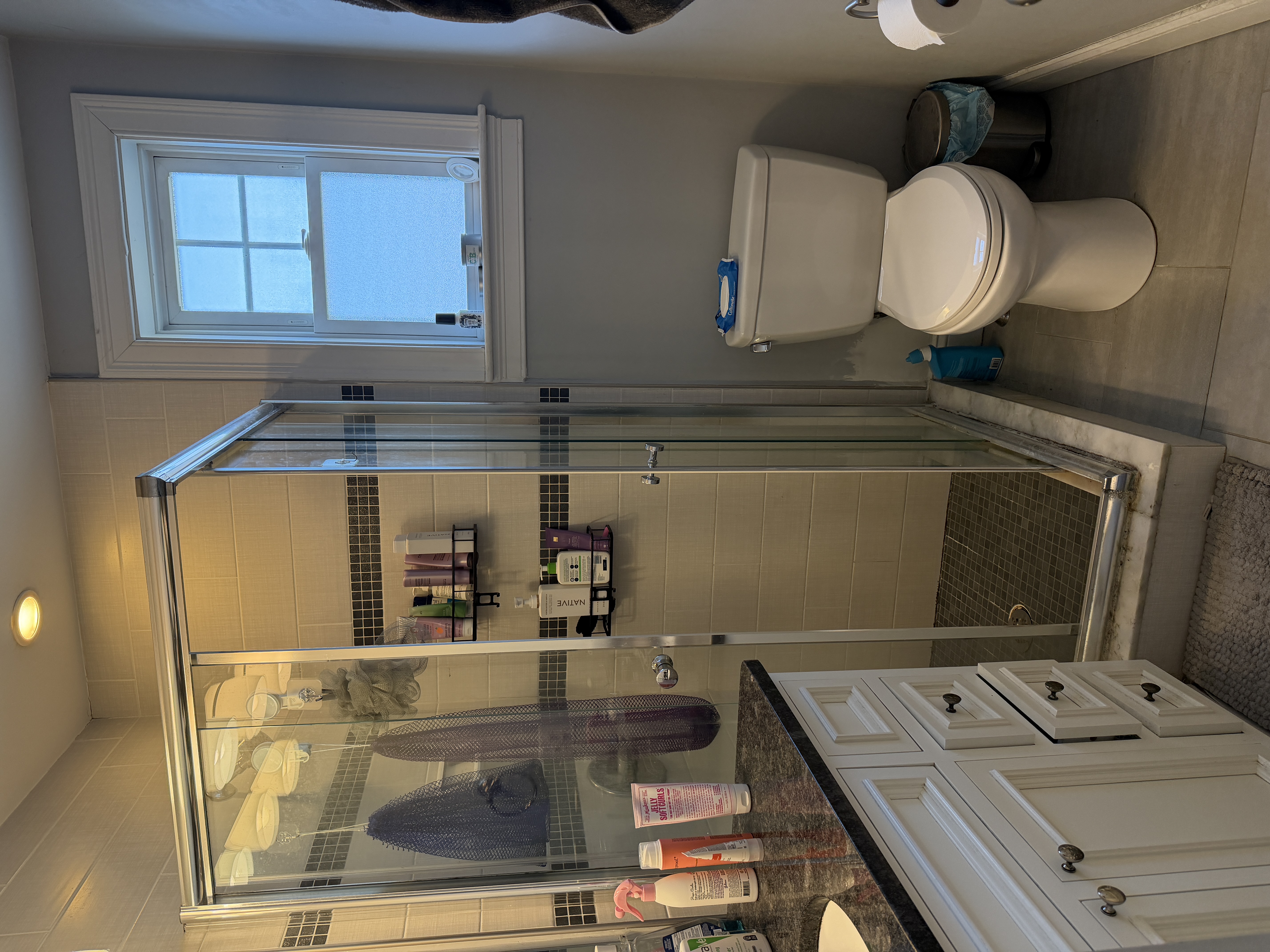 Photos of apartment on Hillside St.,Boston MA 02120