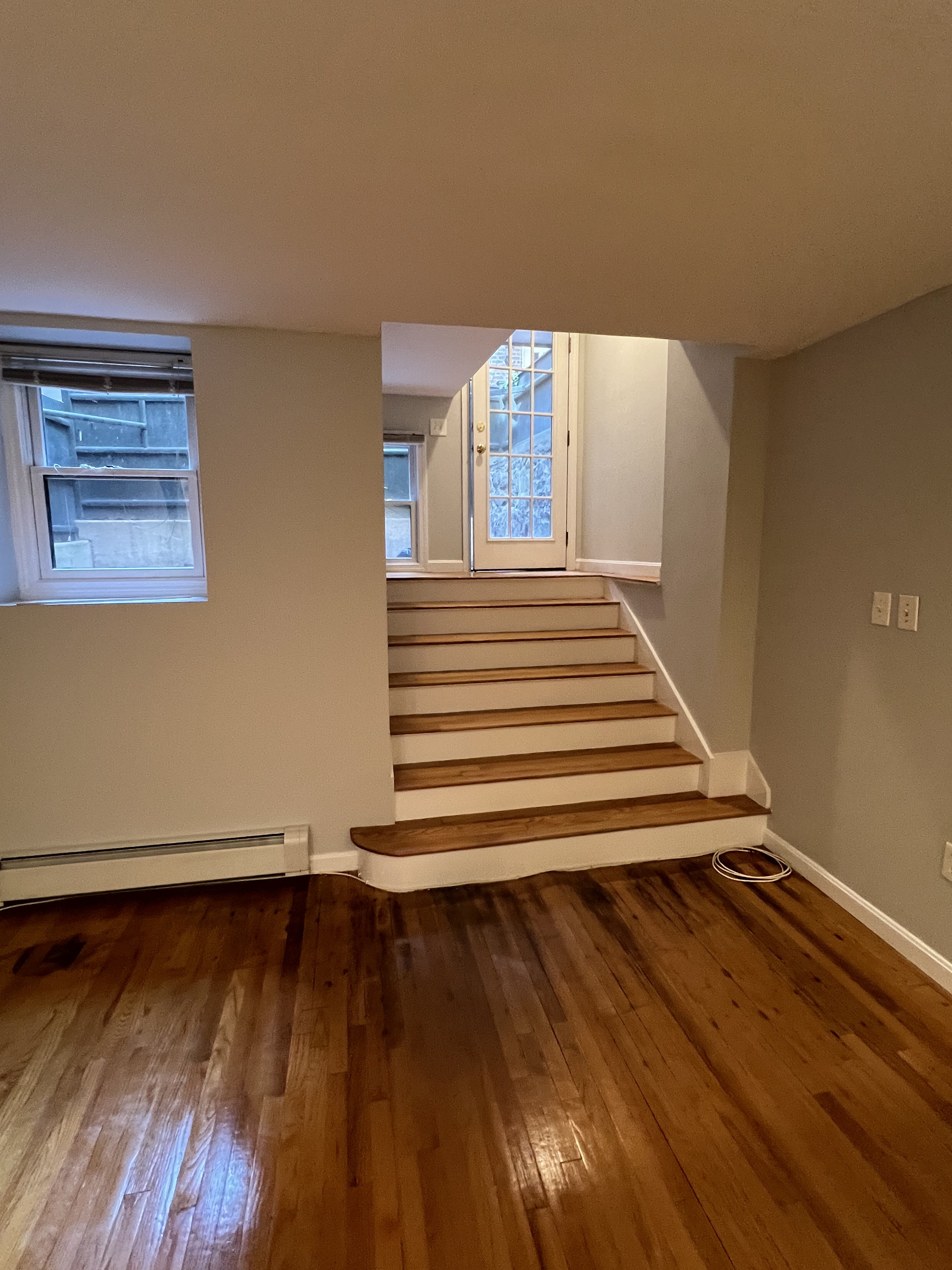 28 Phillips St. — Beacon Hill
