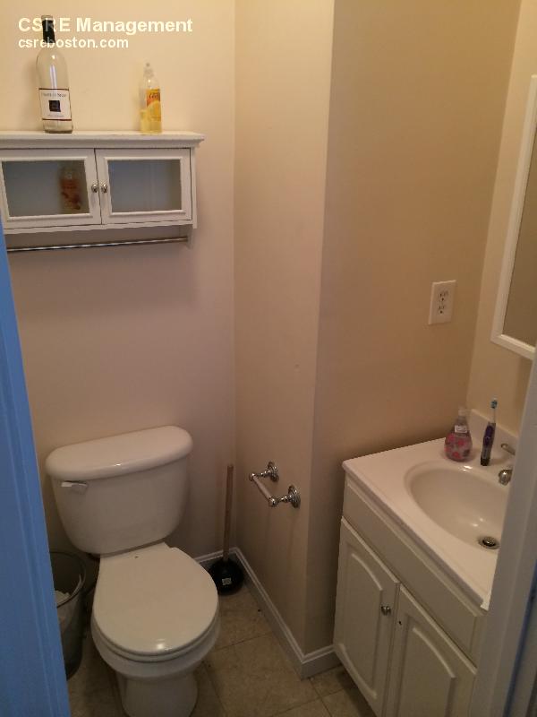 19 Aberdeen St, Fenway