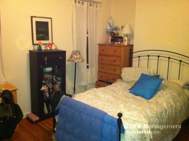 19 Aberdeen St, Fenway