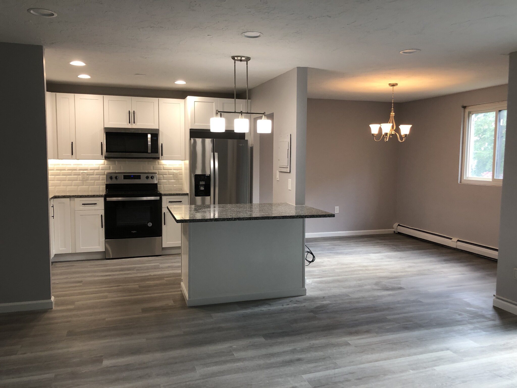 210 Fellsview Ter, Stoneham