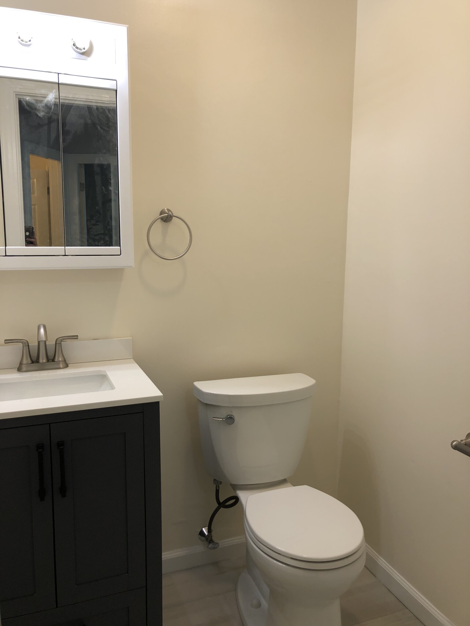 210 Fellsview Ter, Stoneham