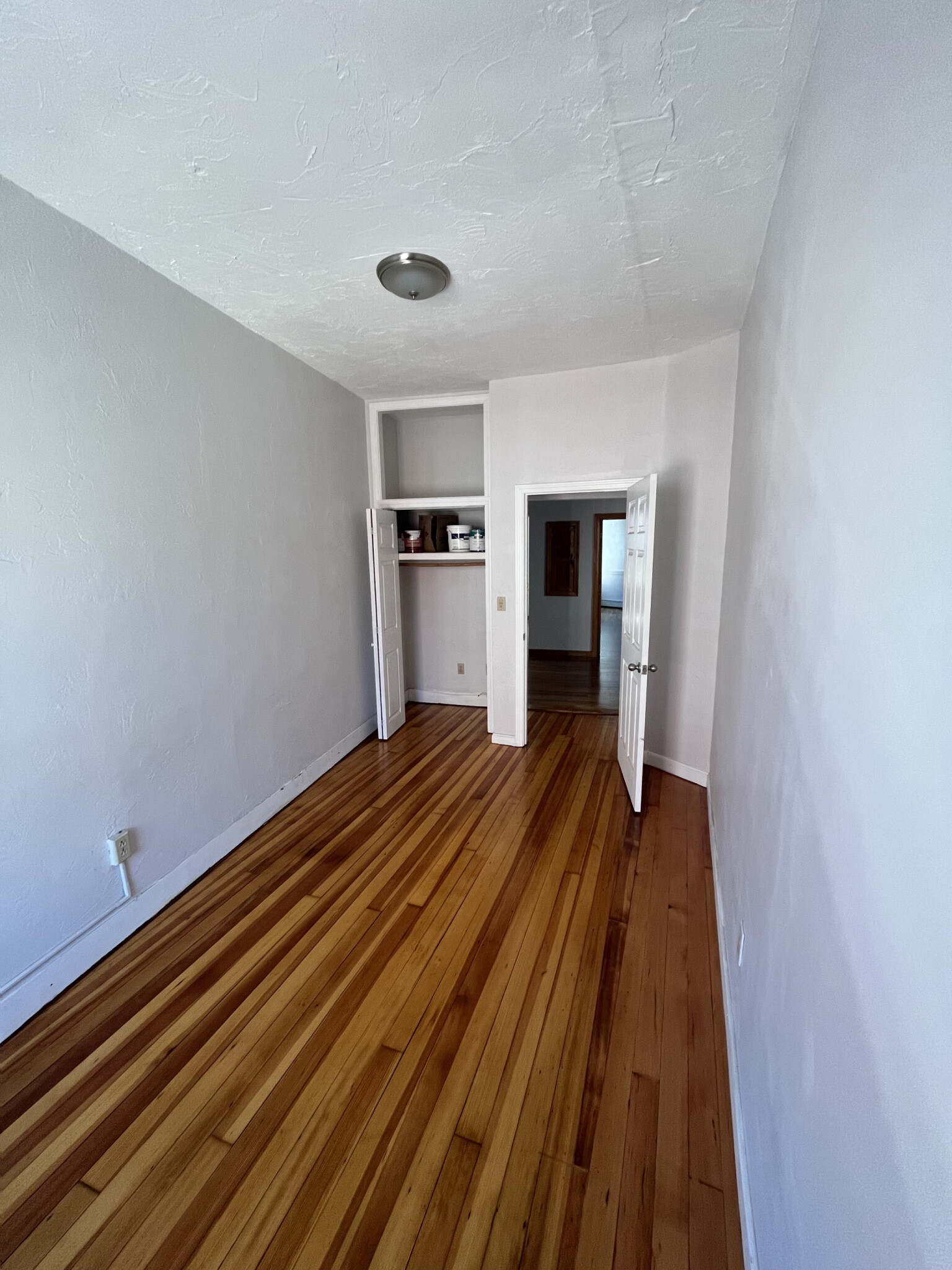 Photos of apartment on North St.,Boston MA 02109