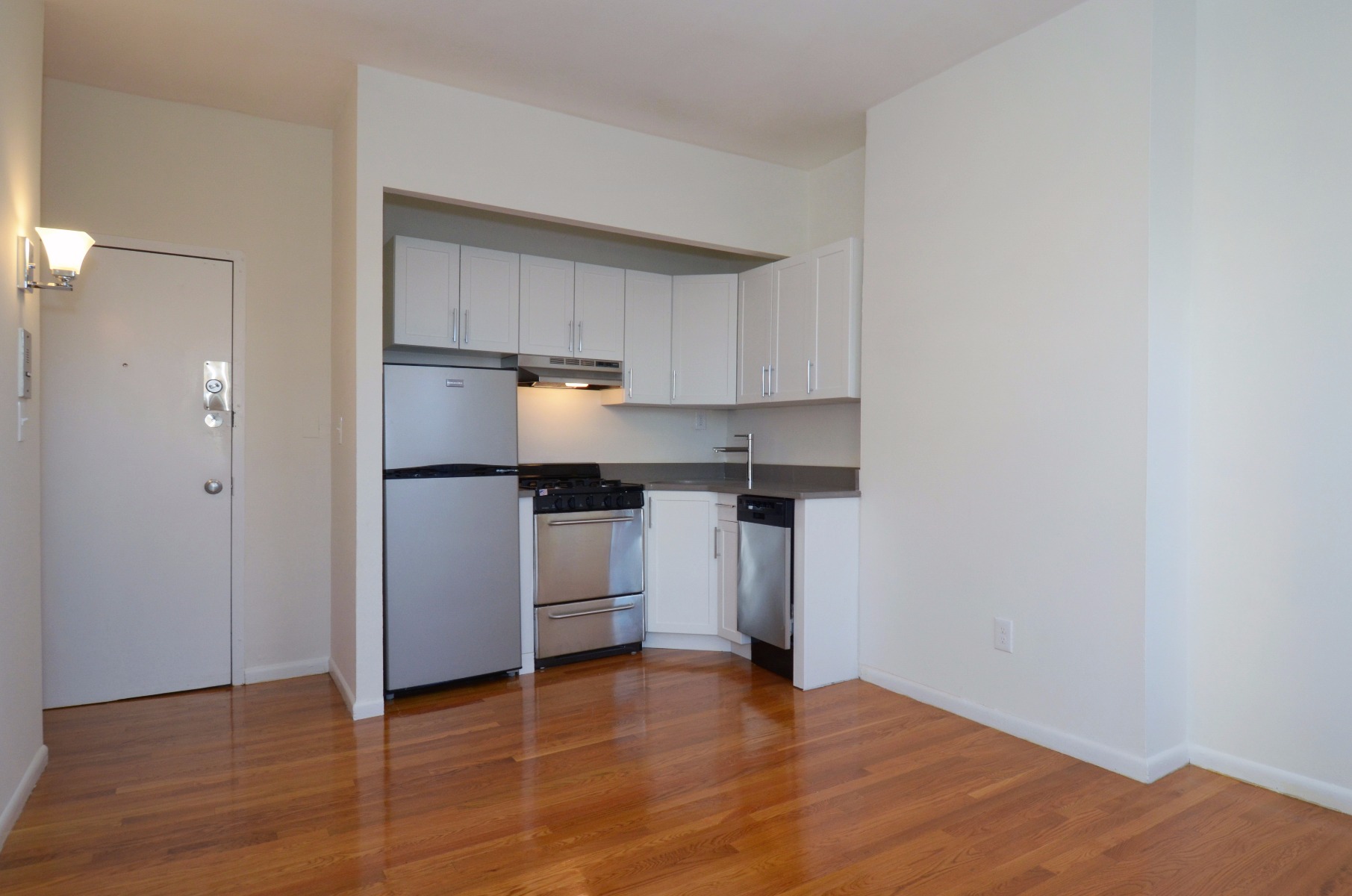 1 bed, 1 bath apartment for rent at 179 Saint Botolph St Unit 11, South End — photo 1 of 4