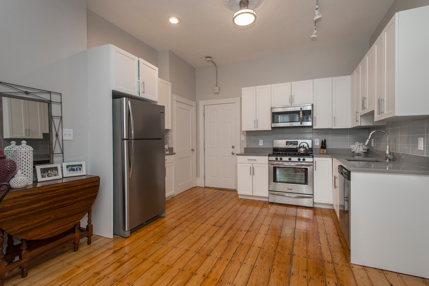 1 bed, 1 bath apartment for rent at 16 Union Park St Unit 6, South End — photo 2 of 6