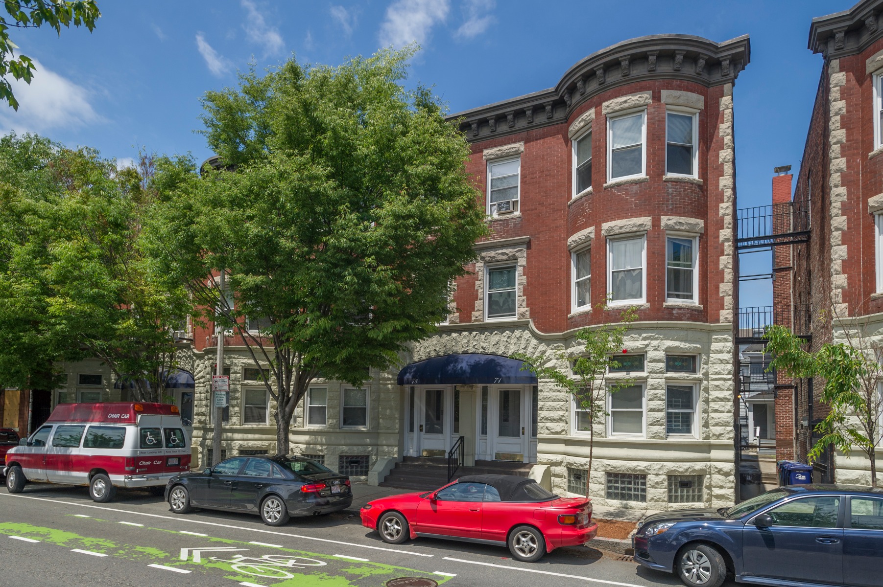 1 bed, 1 bath apartment for rent at 75 Brighton Ave Unit 2, Allston — photo 13 of 14