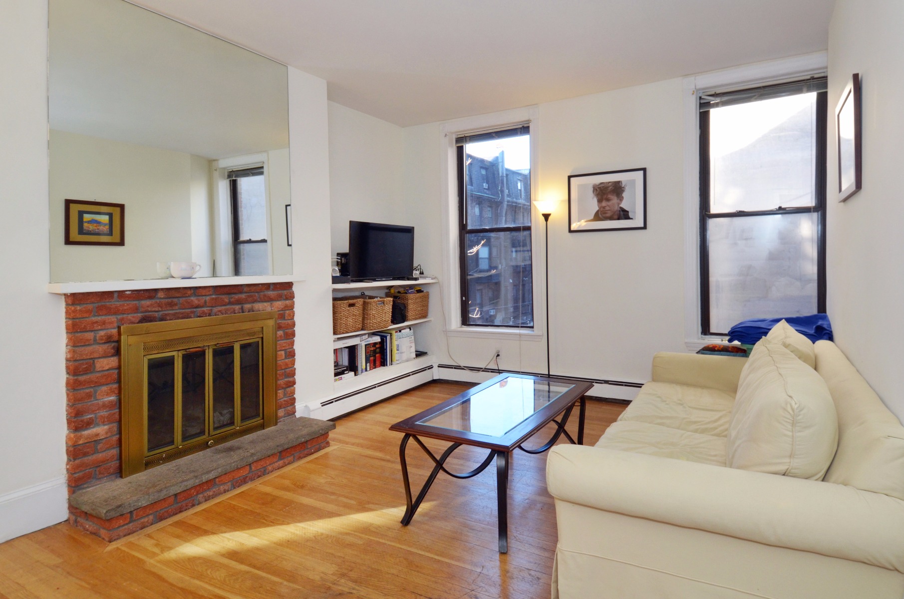 49 Gloucester St, Back Bay