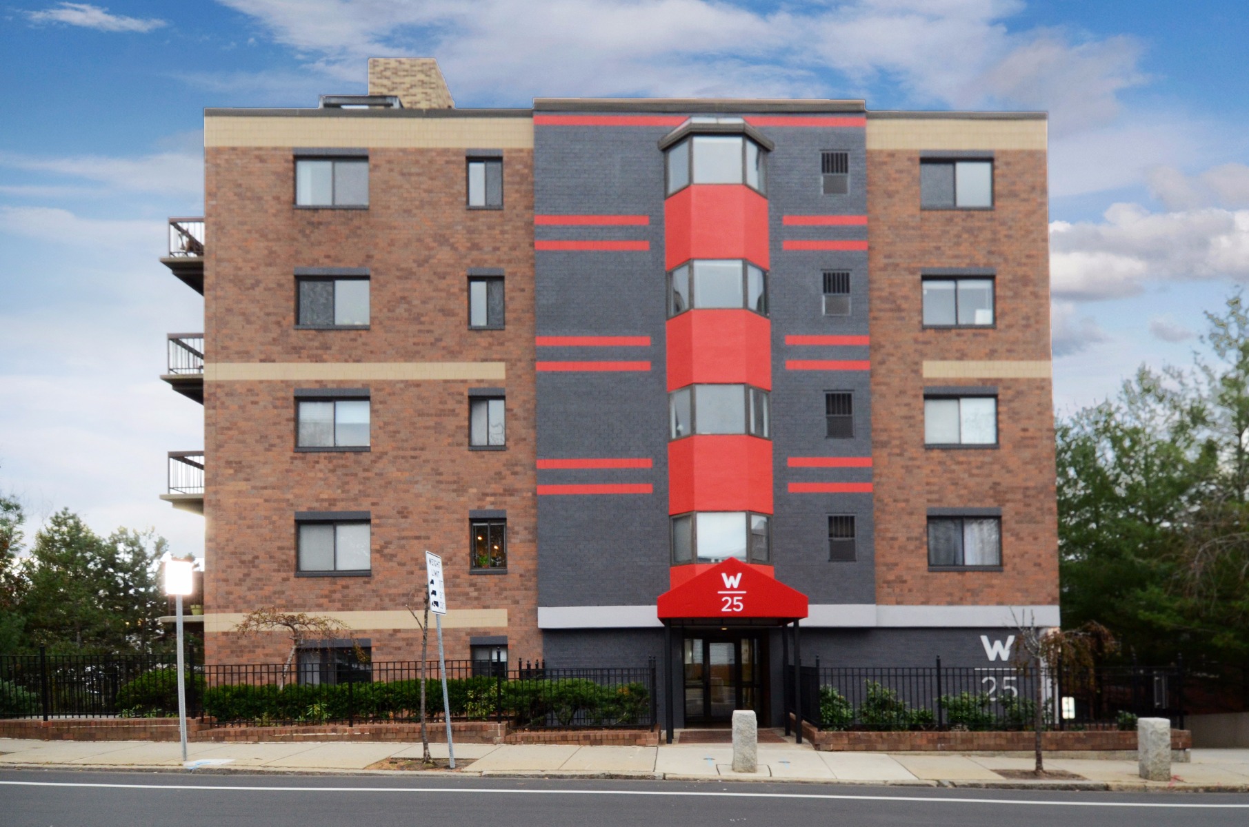 25 Webster Ave, Union Square