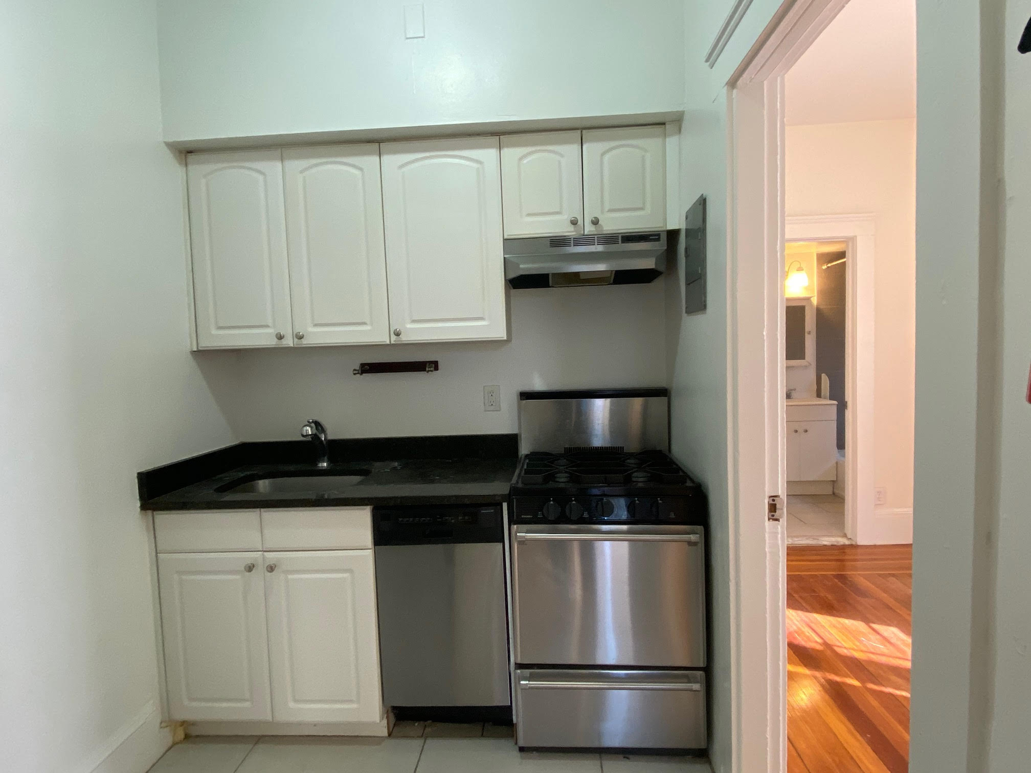 61 Brighton Ave, Allston